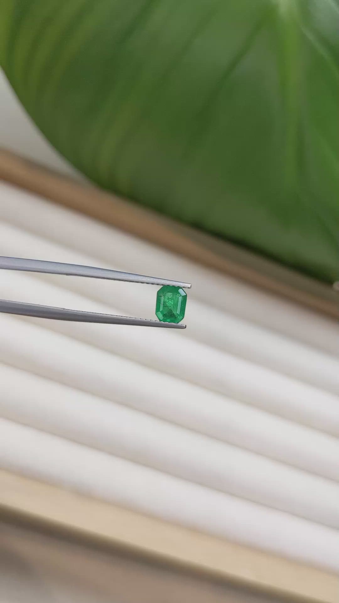 0.71 Ct. Emerald from Colombia Size Video