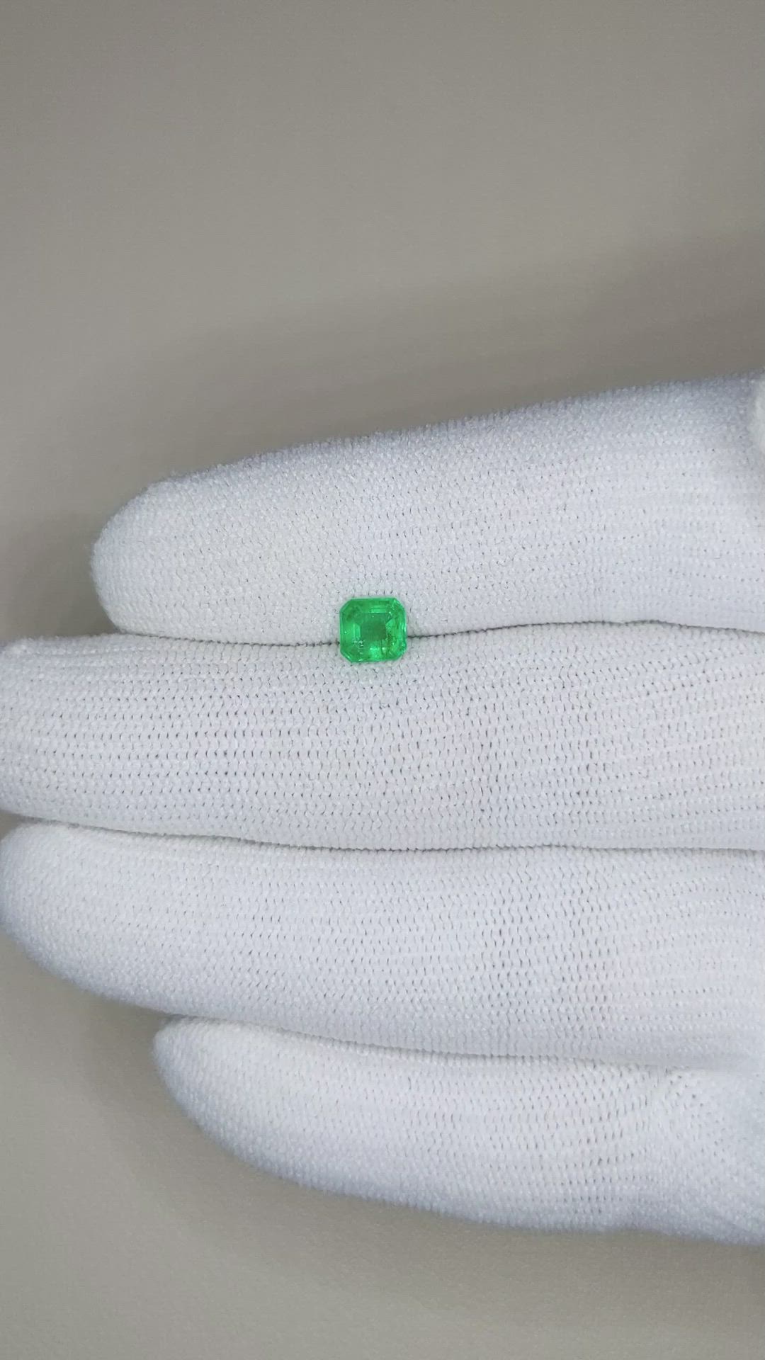 0.64 Ct. Emerald from Colombia Size Video
