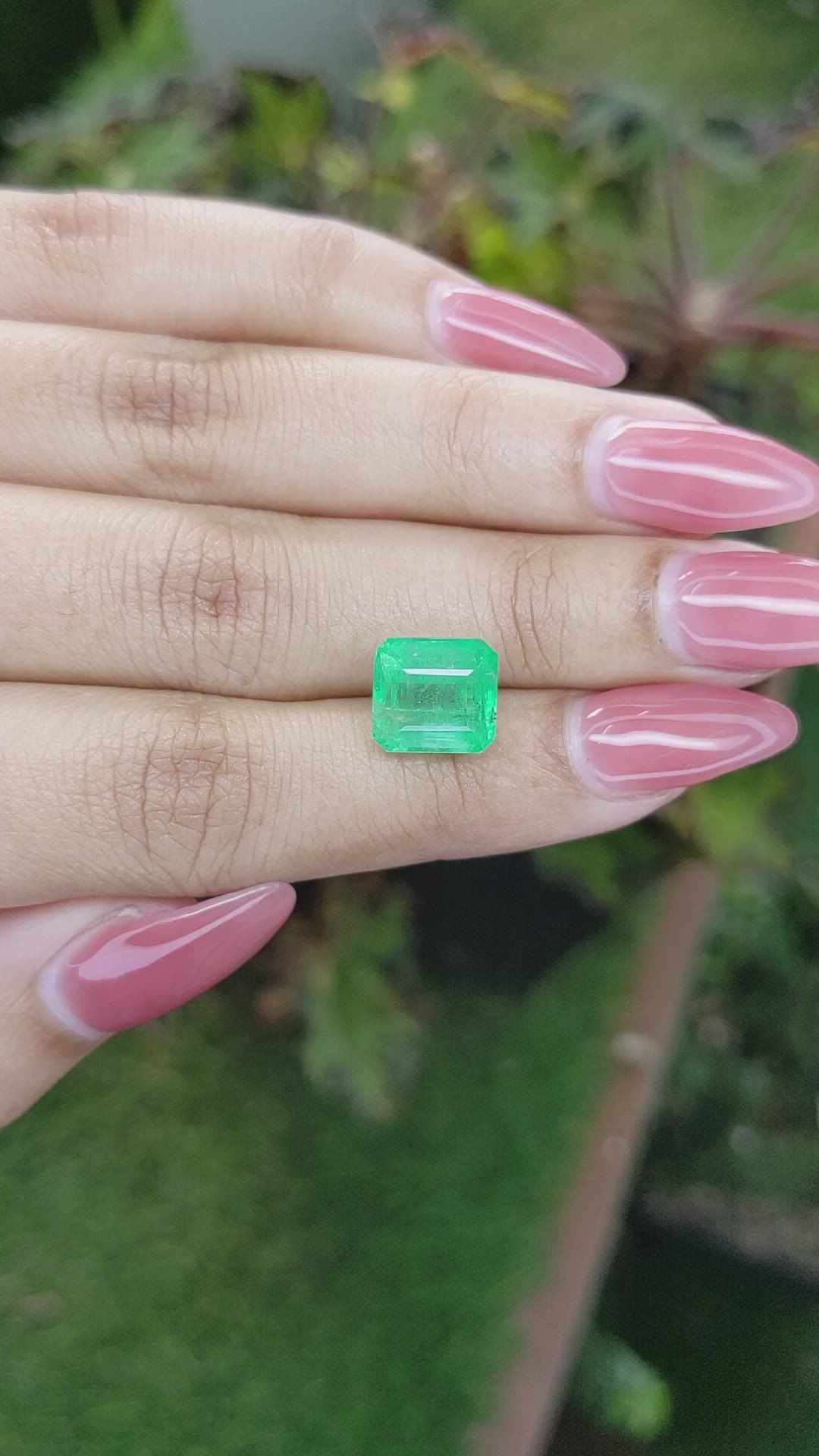 5.21 Ct. Emerald from Zambia Size Video