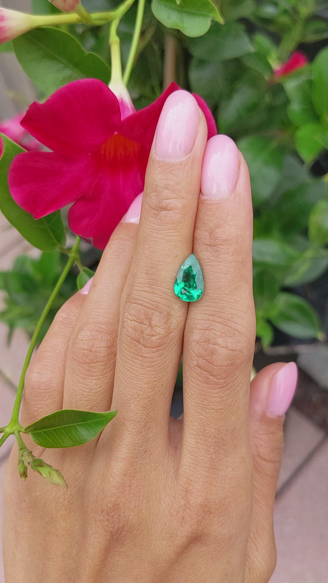 1.72 Ct. Emerald from Colombia Size Video