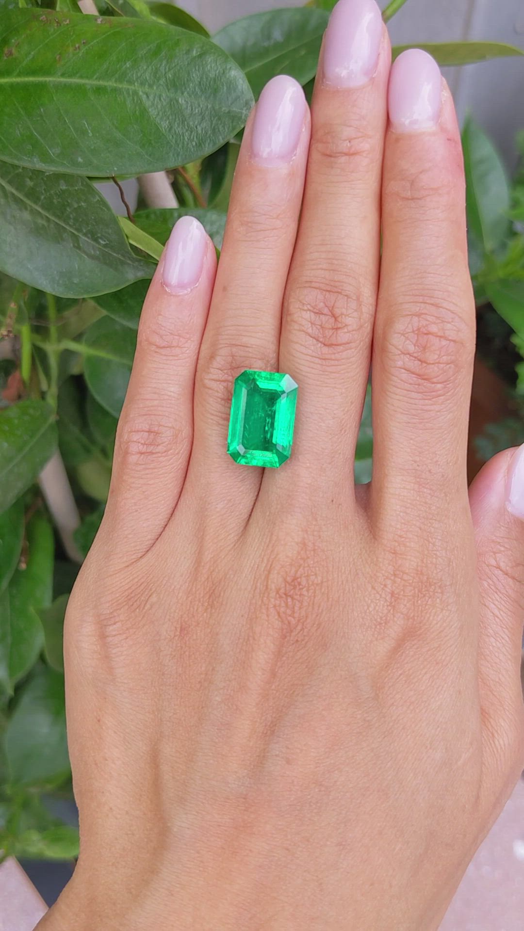 1.08 Ct. Emerald from Colombia Size Video