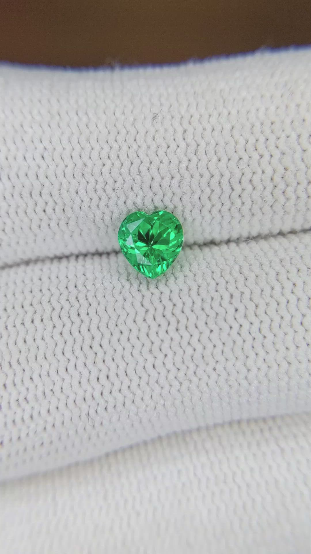 0.59 Ct. Emerald from Colombia Size Video