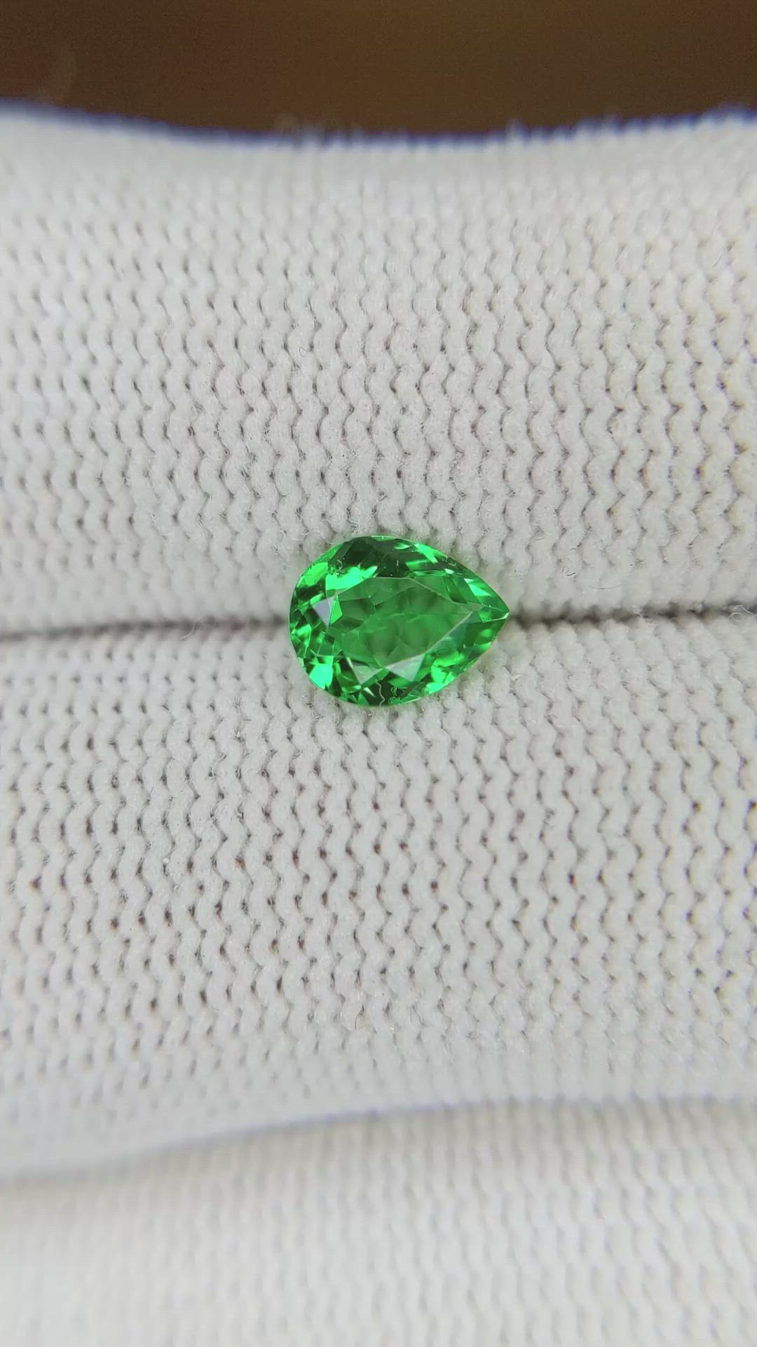 0.58 Ct. Emerald from Colombia Size Video