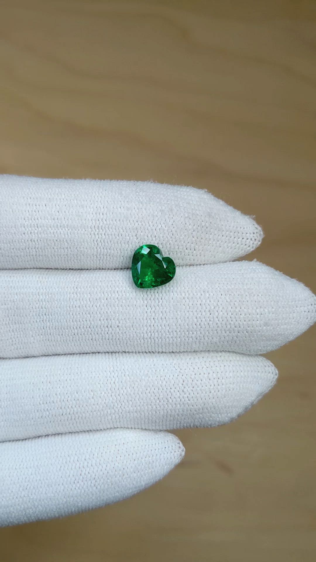 2.06 Ct. Emerald from Colombia Size Video