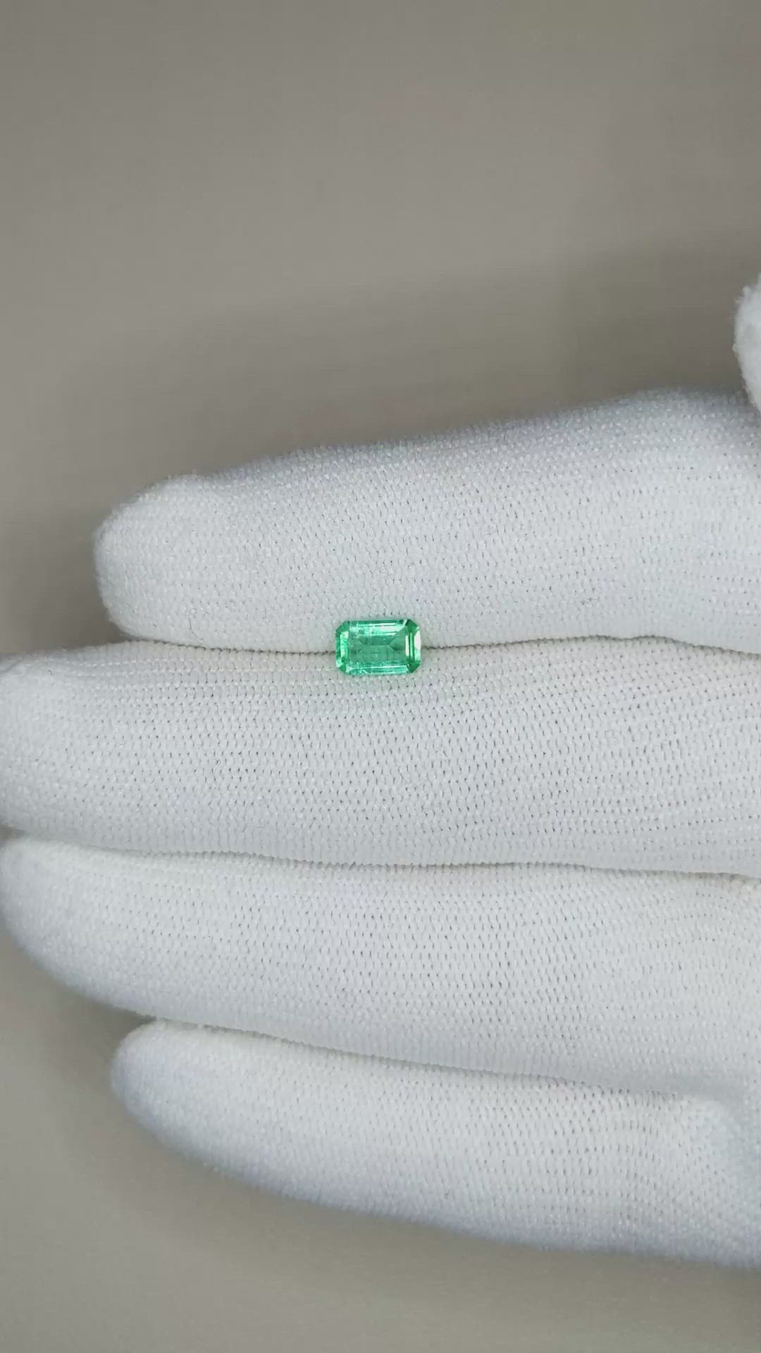 0.54 Ct. Emerald from Colombia Size Video