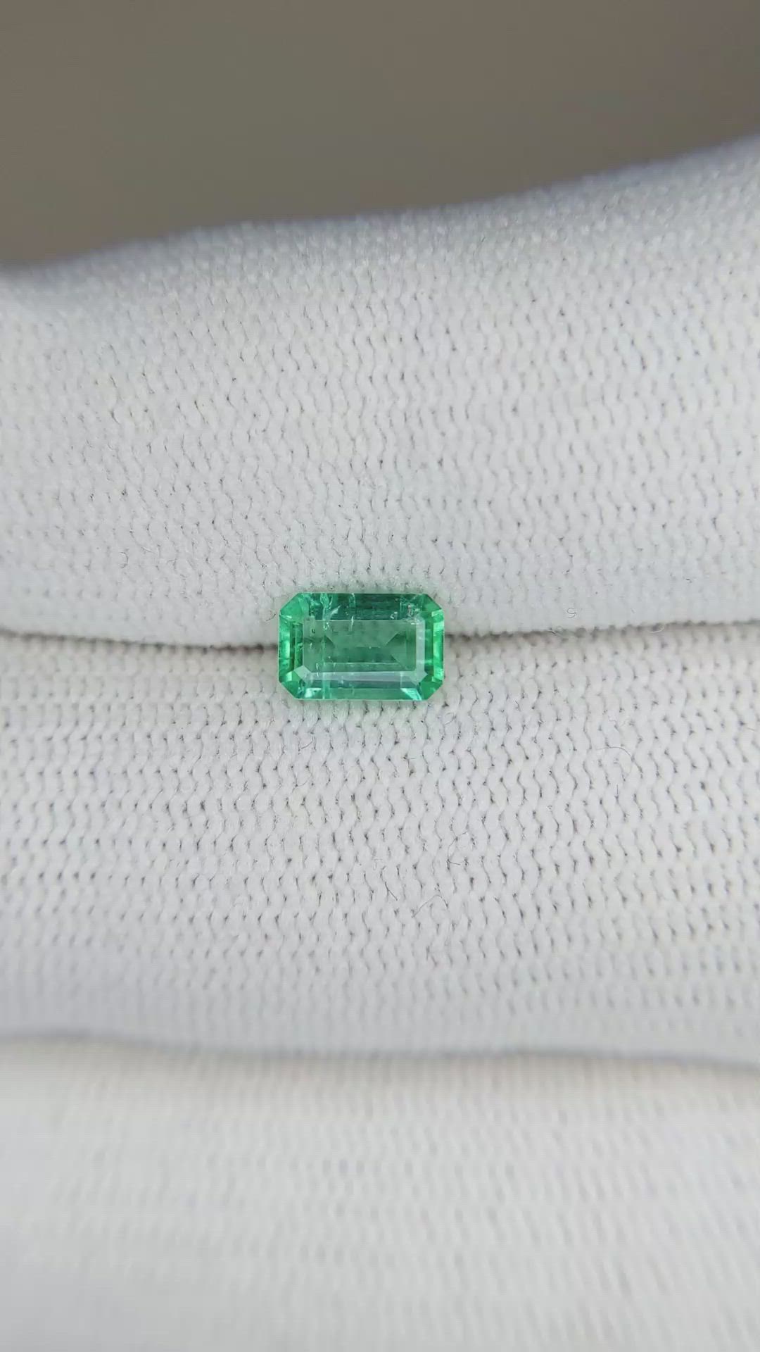 0.54 Ct. Emerald from Colombia Size Video