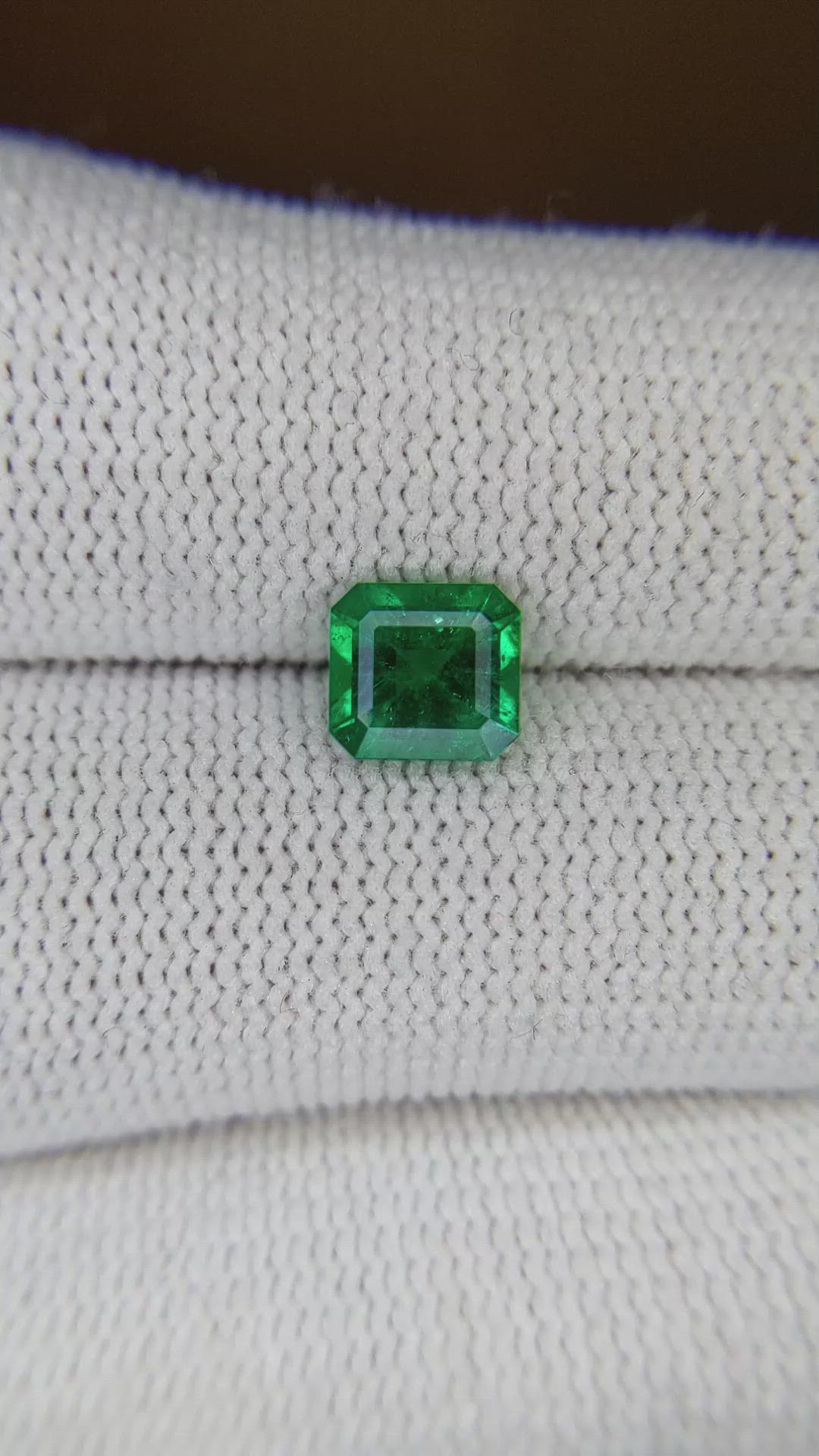 1.06 Ct. Emerald from Colombia Size Video