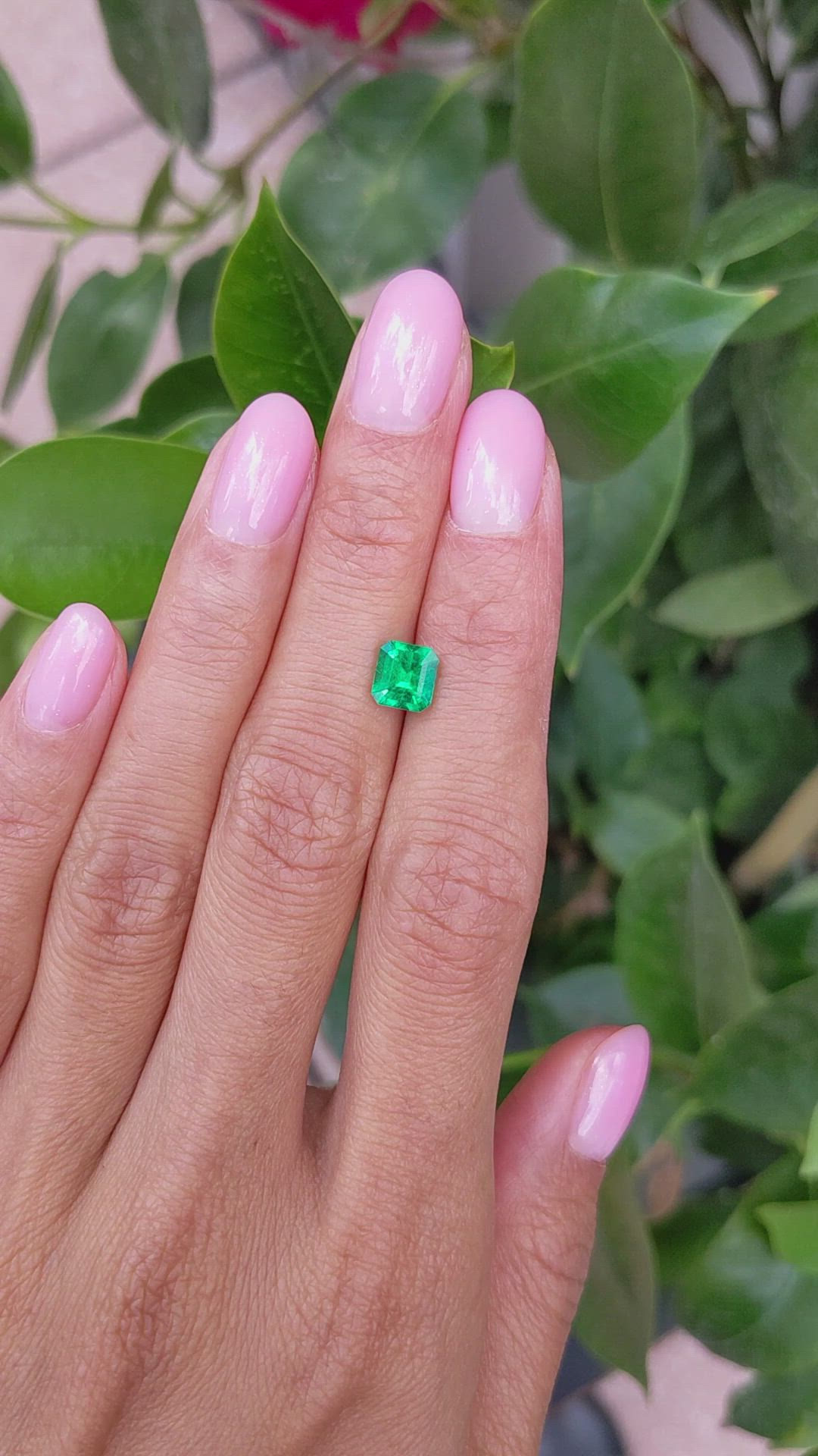 1.06 Ct. Emerald from Colombia Size Video