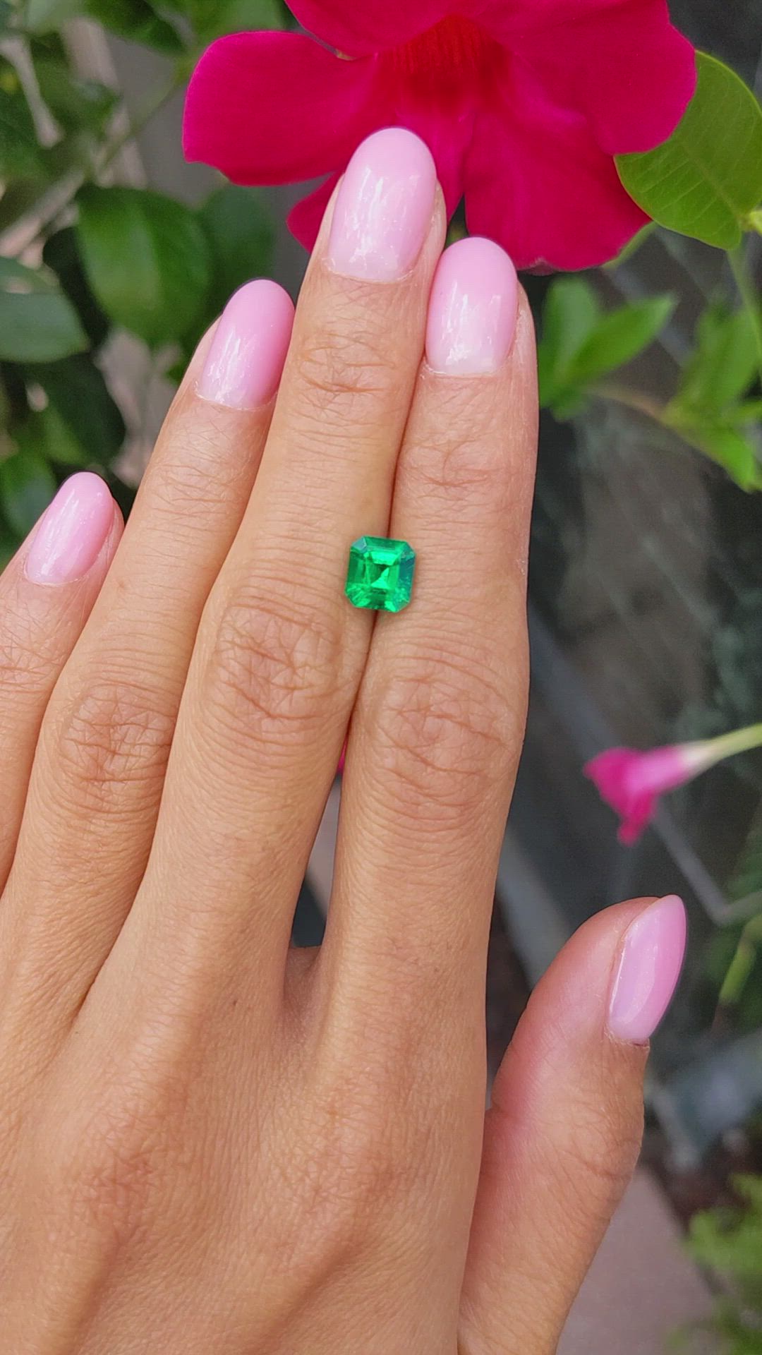 1.25 Ct. Emerald from Colombia Size Video