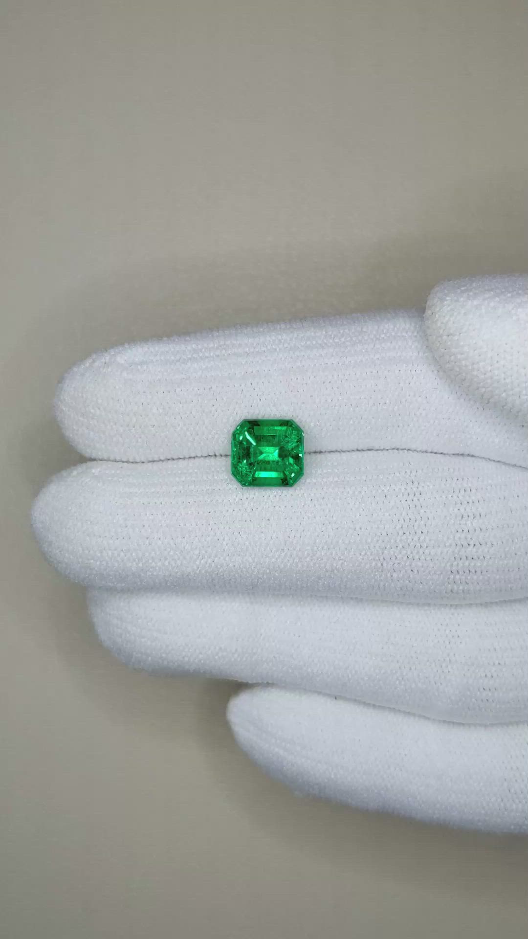 1.90 Ct. Emerald from Colombia Size Video