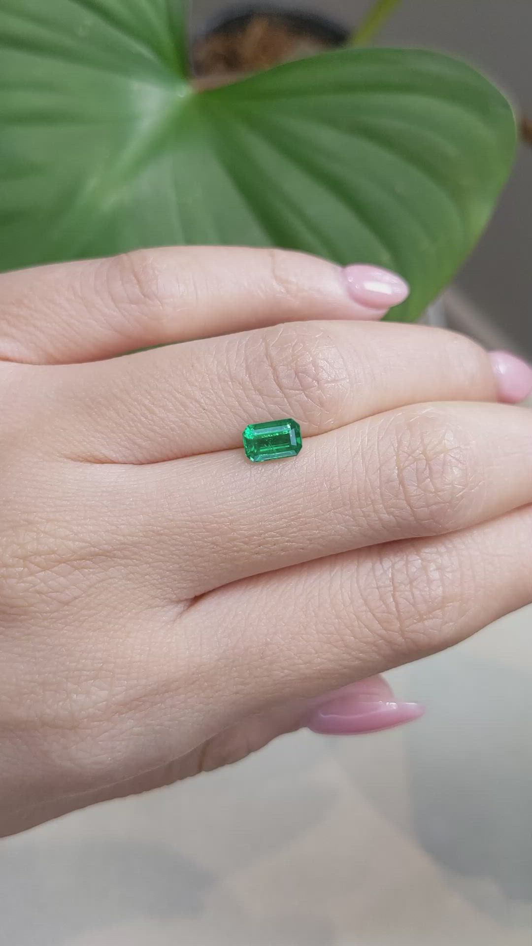 0.79 Ct. Emerald from Brazil Size Video