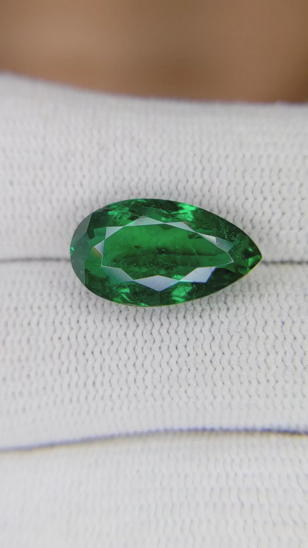 6.31 Ct. Emerald from Brazil Size Video