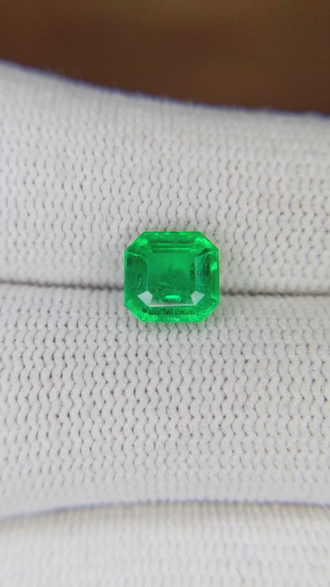 1.54 Ct. Emerald from Colombia Size Video