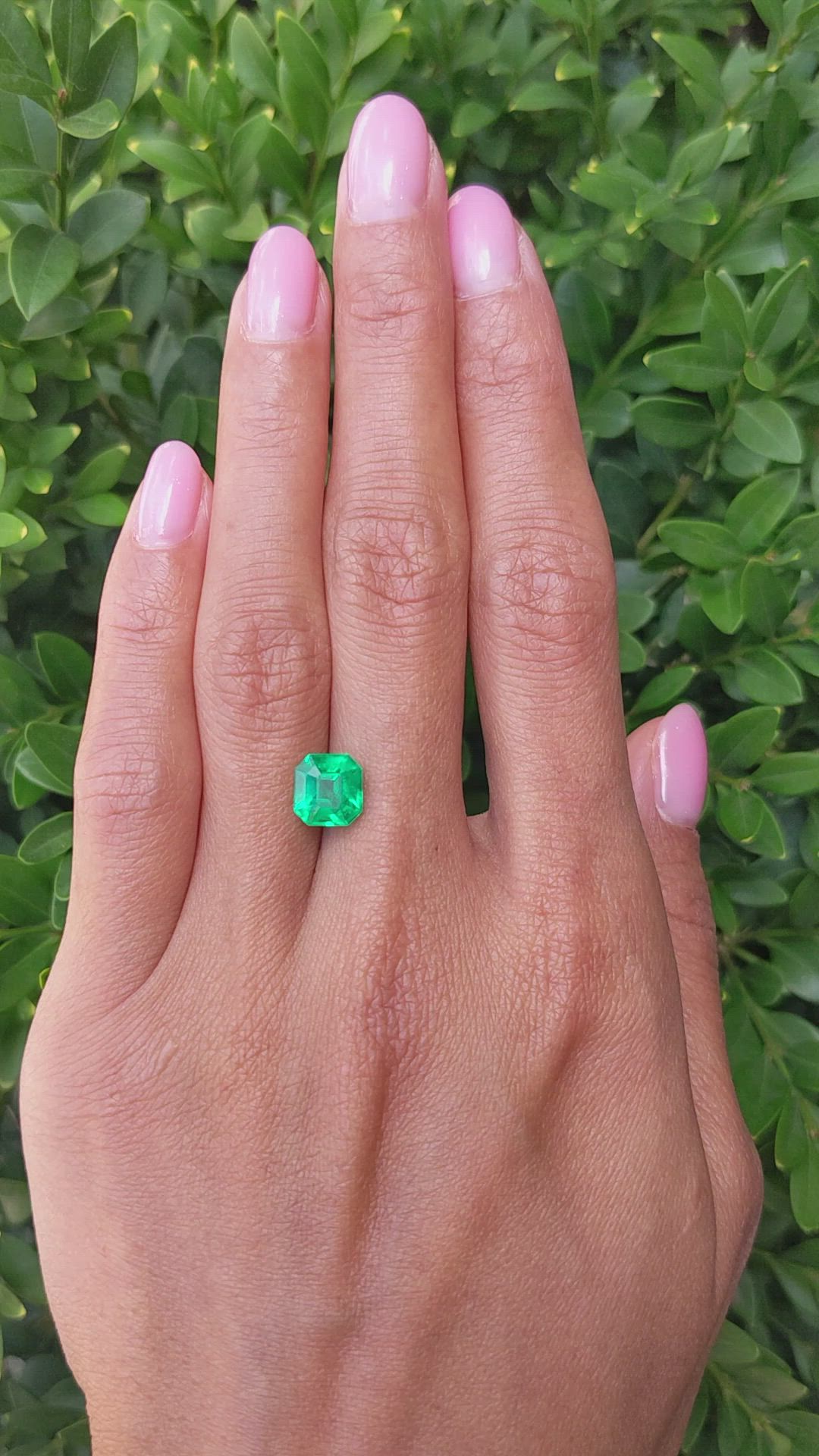 2.22 Ct. Emerald from Colombia Size Video
