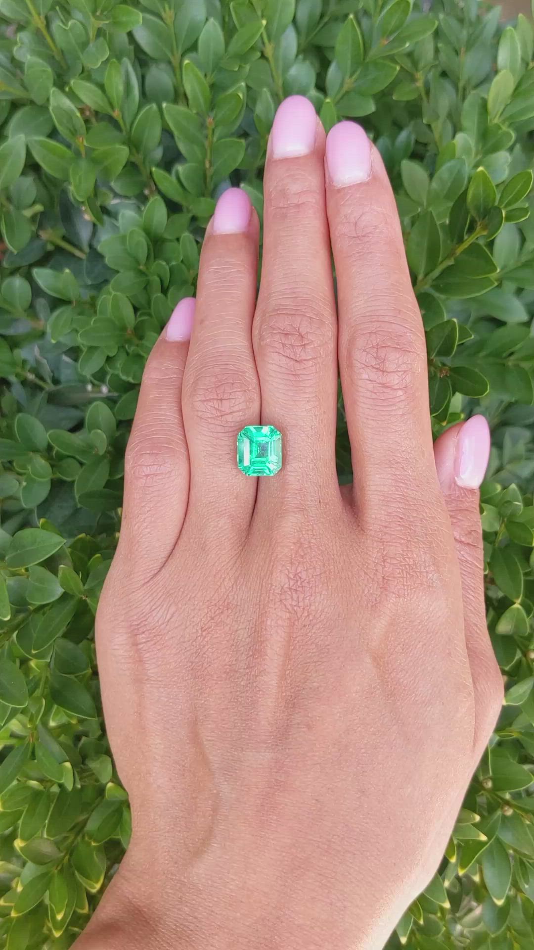 4.22 Ct. Emerald from Colombia Size Video