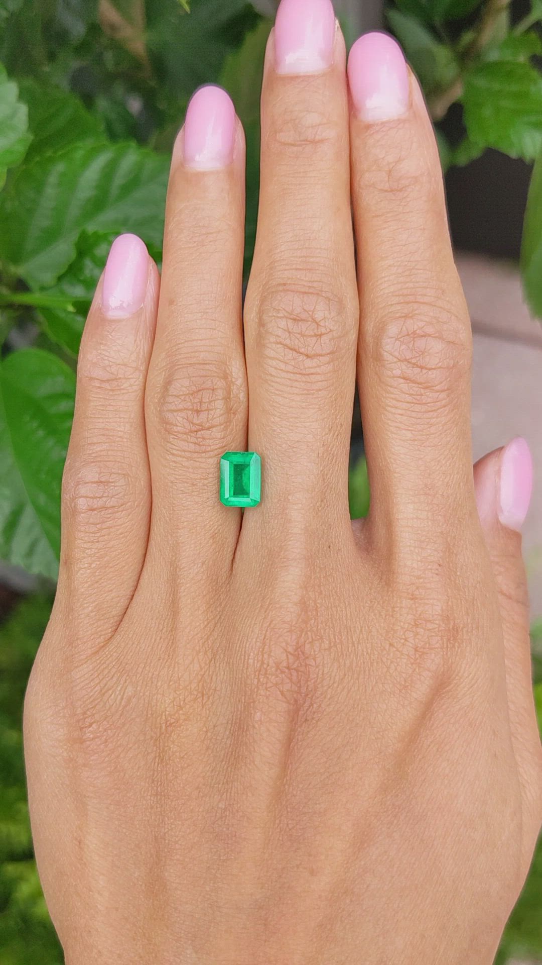 1.64 Ct. Emerald from Colombia Size Video