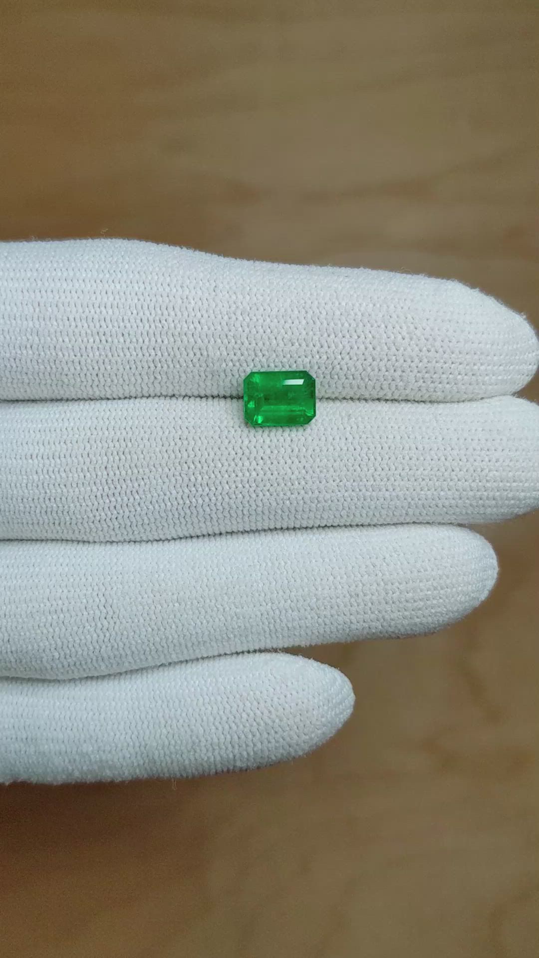 1.57 Ct. Emerald from Colombia Size Video