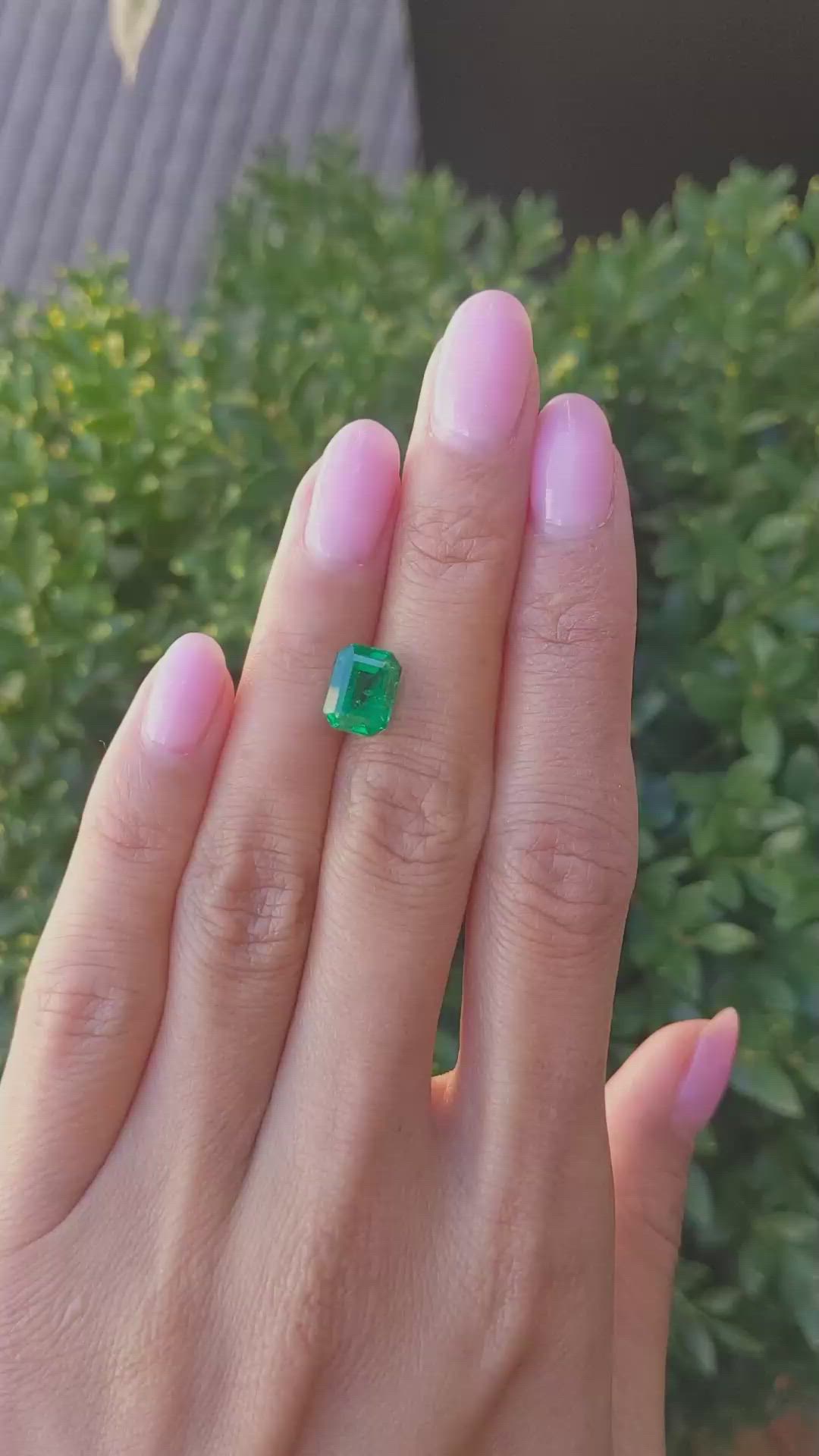 2.56 Ct. Emerald from Zambia Size Video