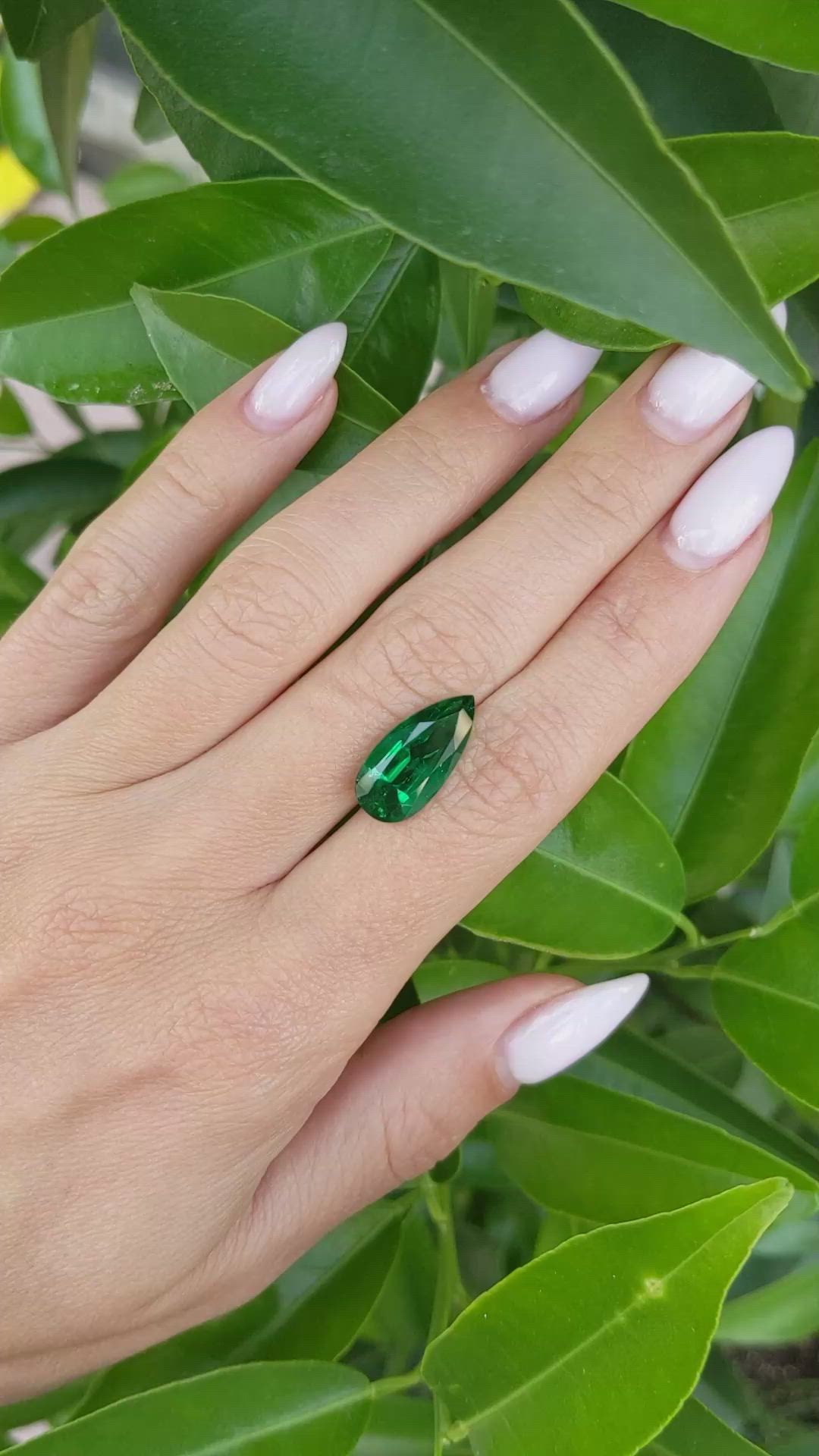 5.52 Ct. Emerald from Zambia Size Video