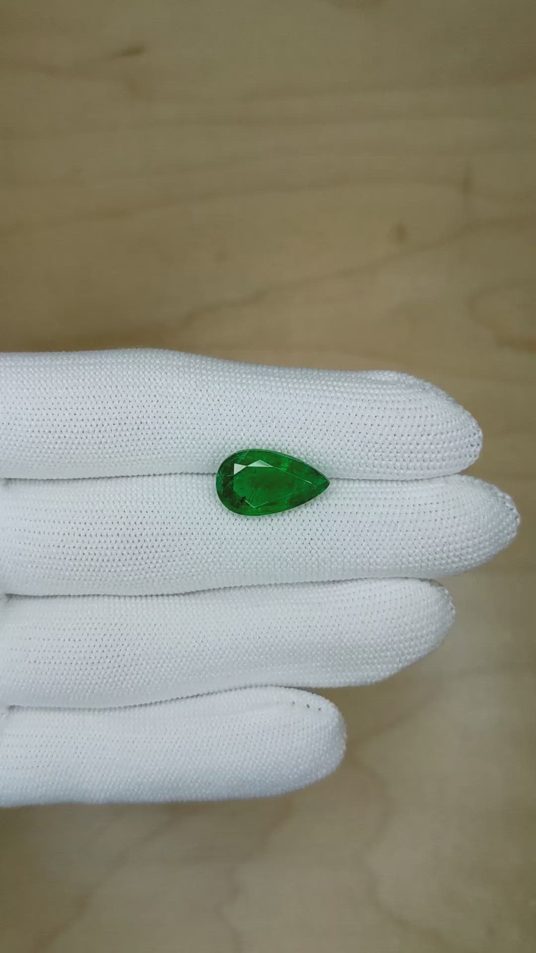 5.19 Ct. Emerald from Zambia Size Video