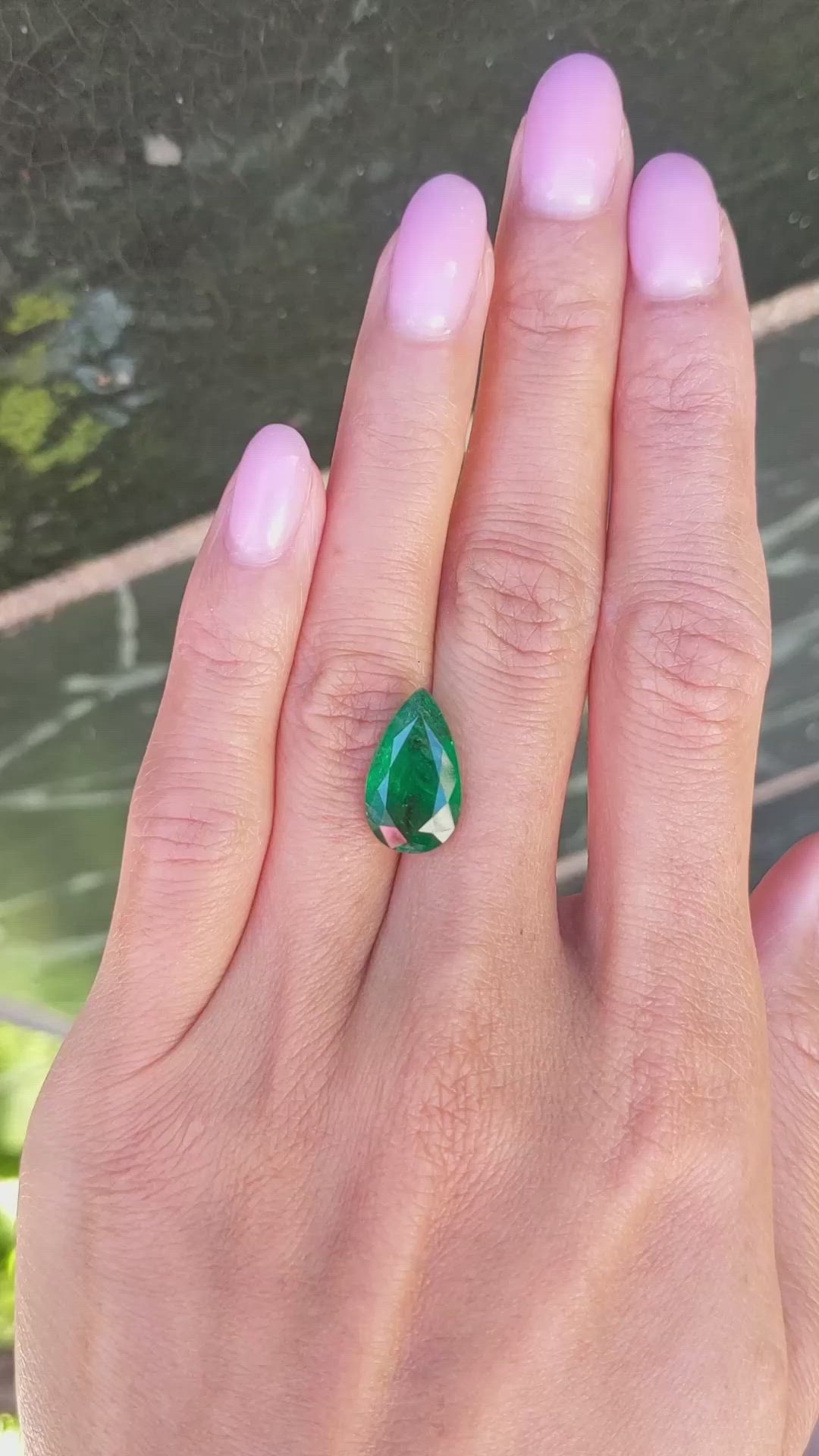 5.19 Ct. Emerald from Zambia Size Video