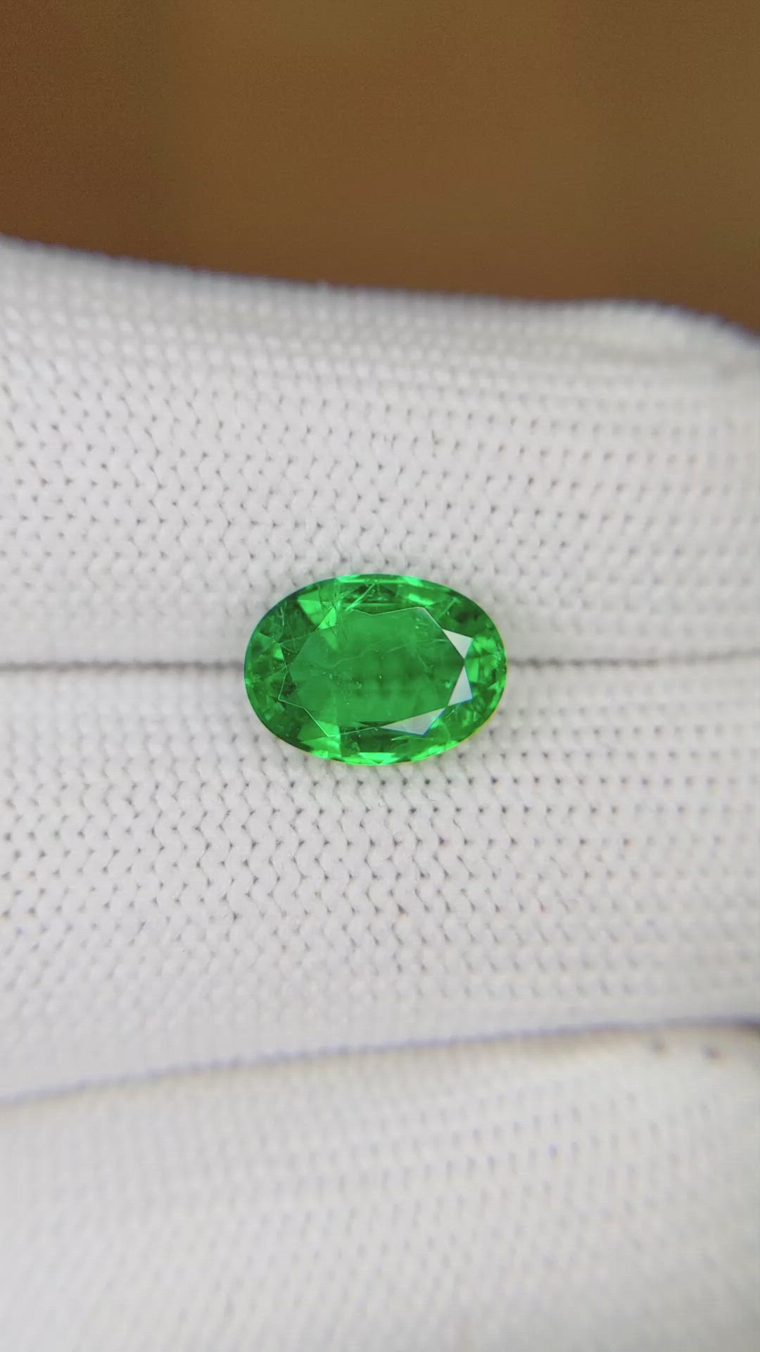 2.27 Ct. Emerald from Zambia Size Video