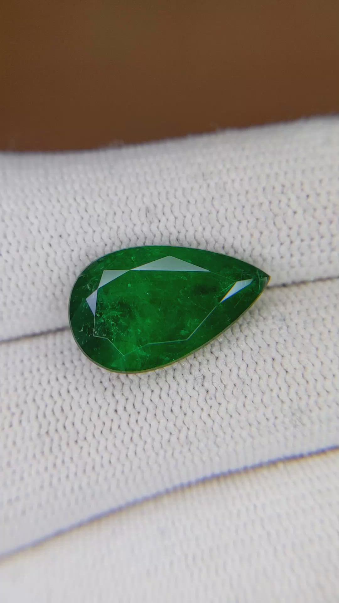 6.37 Ct. Emerald from Zambia Size Video