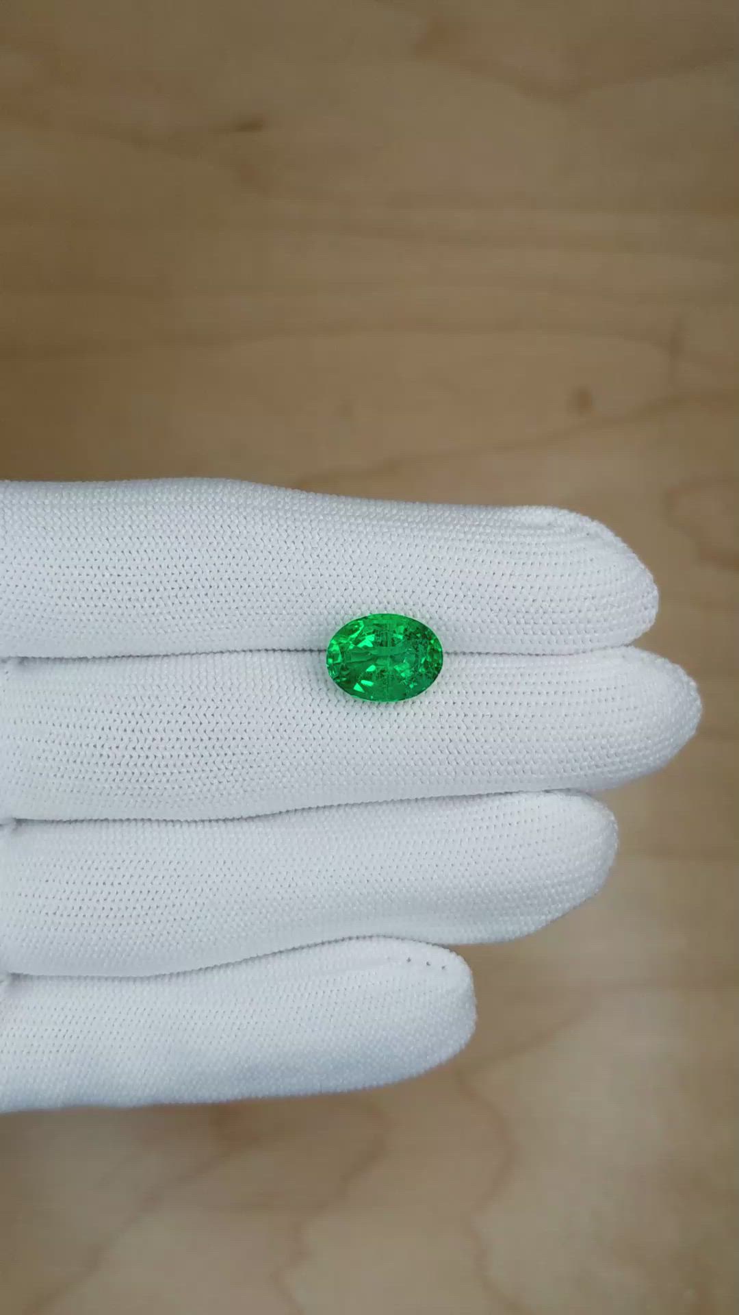 4.32 Ct. Emerald from Zambia Size Video