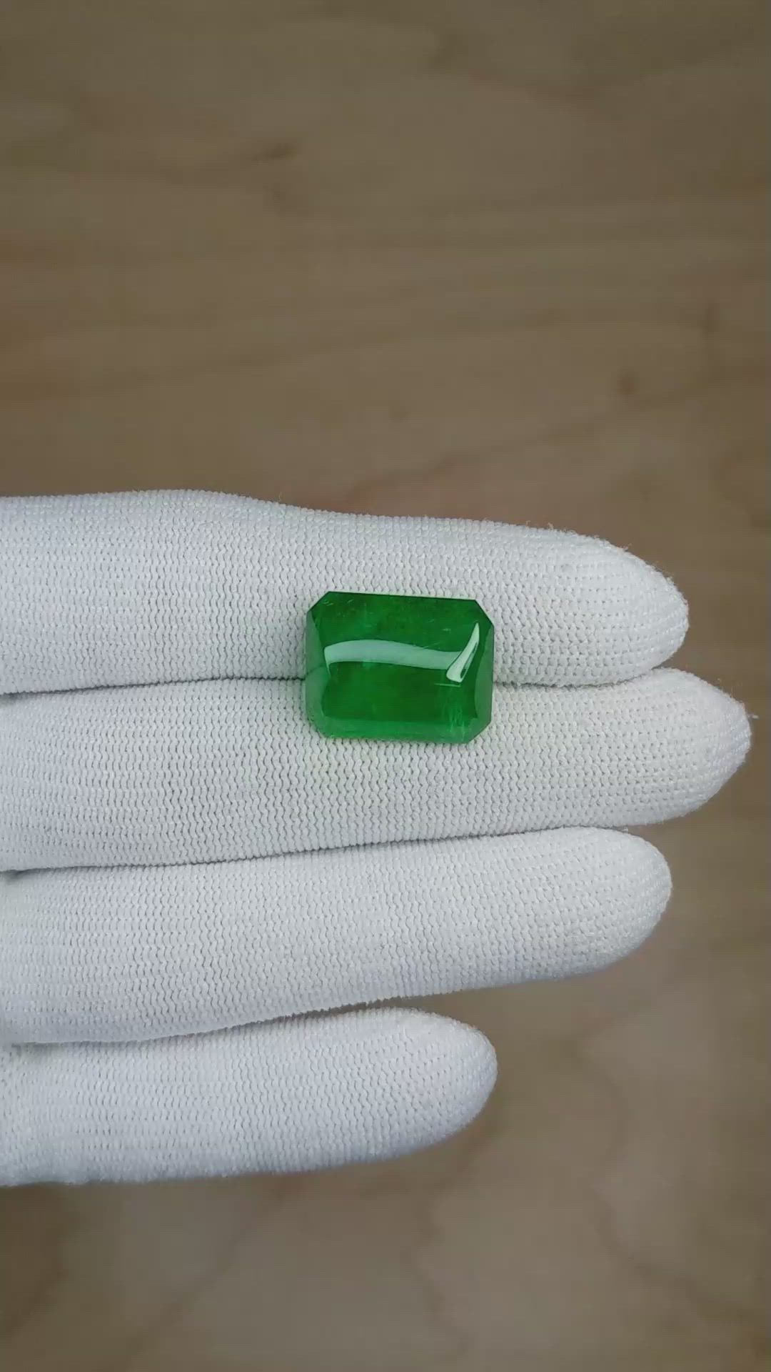 13.27 Ct. Cabochon Emerald from Zambia Size Video