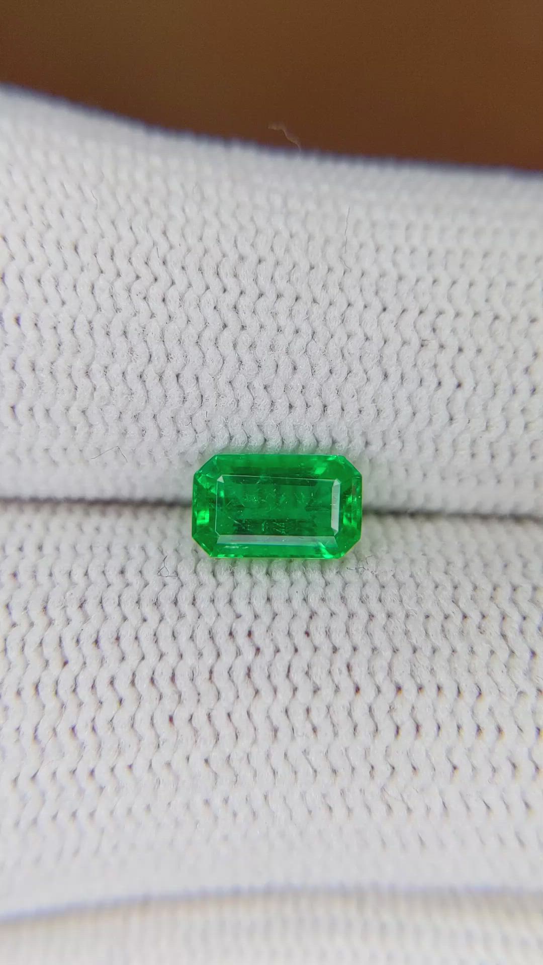 0.75 Ct. Emerald from Afghanistan Size Video