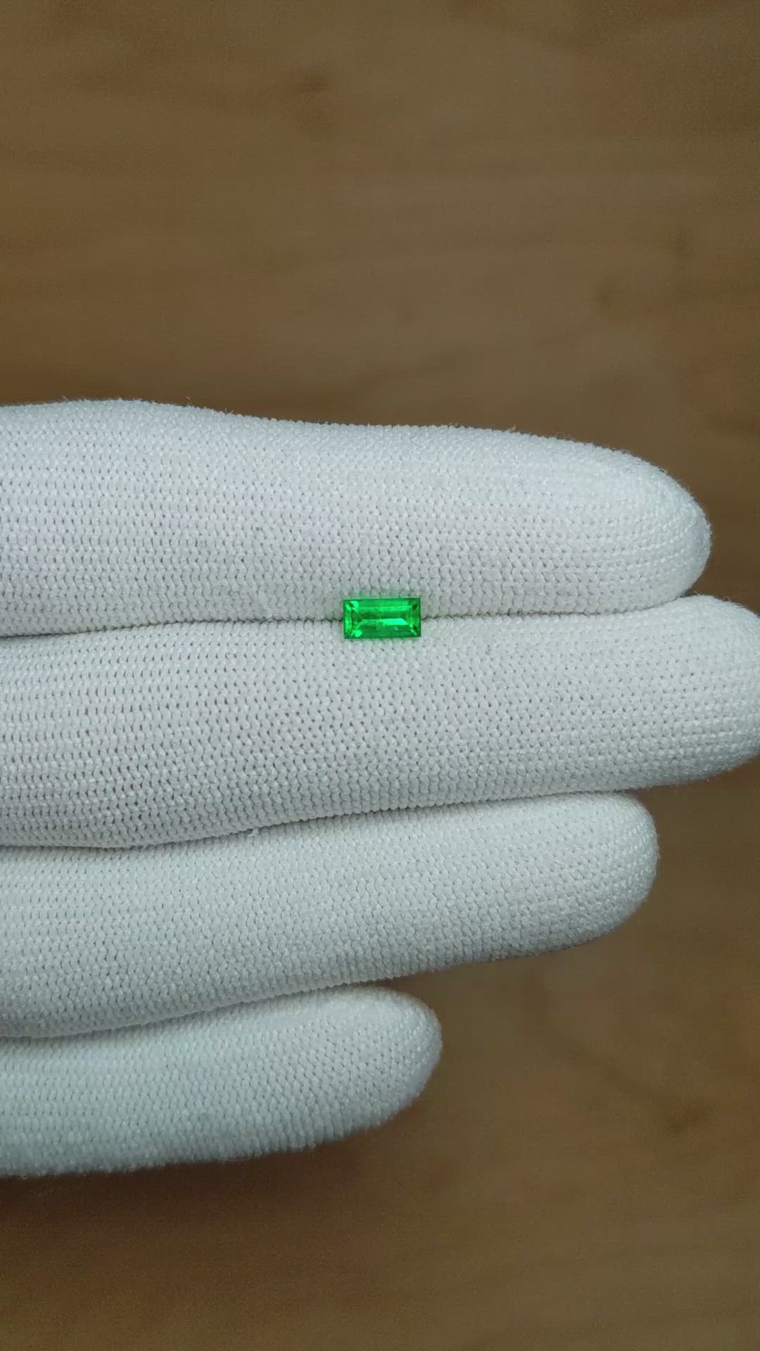 0.35 Ct. Emerald from Afghanistan Size Video