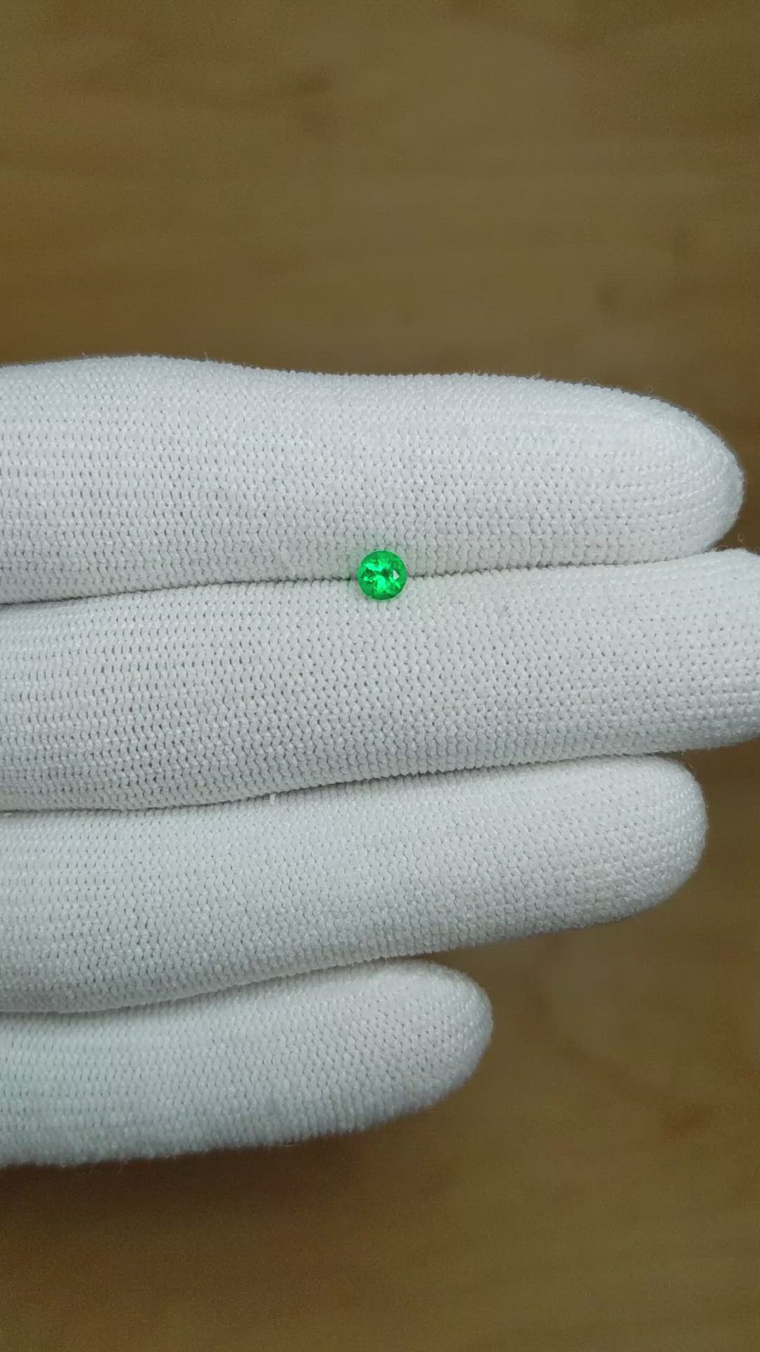 0.18 Ct. Emerald from Afghanistan Size Video