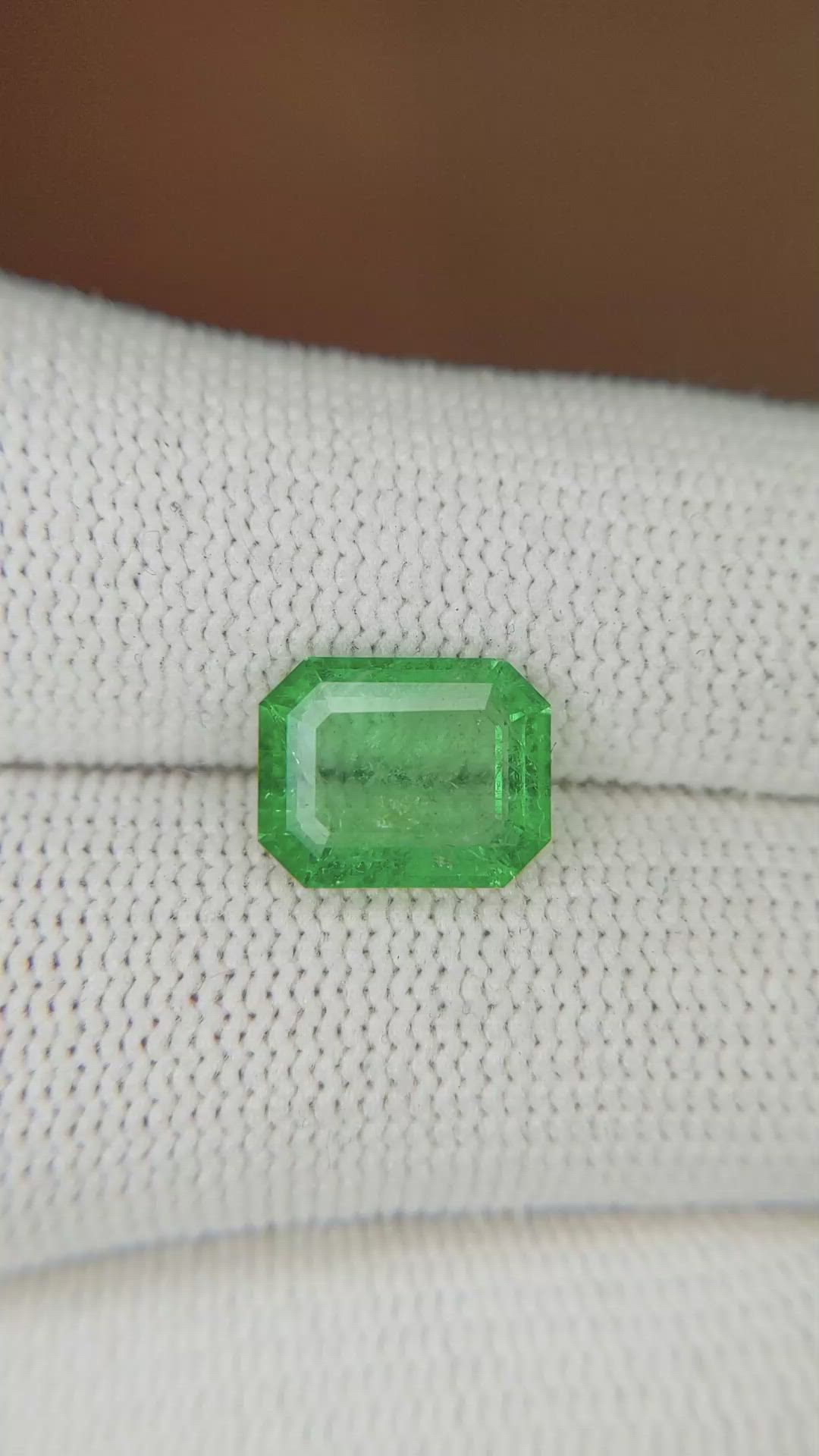 2.44 Ct. Emerald from Colombia Size Video