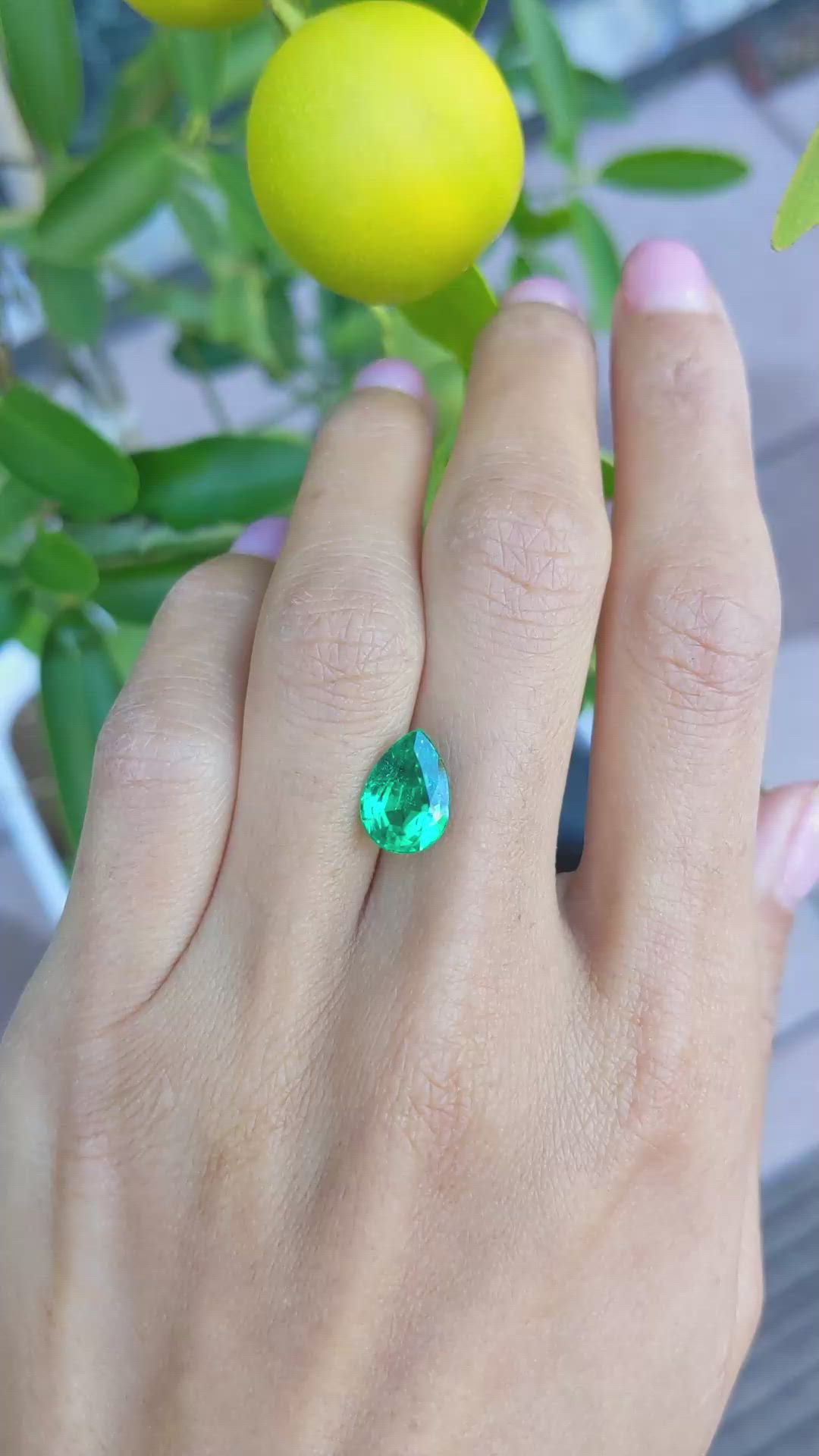 2.62 Ct. Emerald from Zambia Size Video
