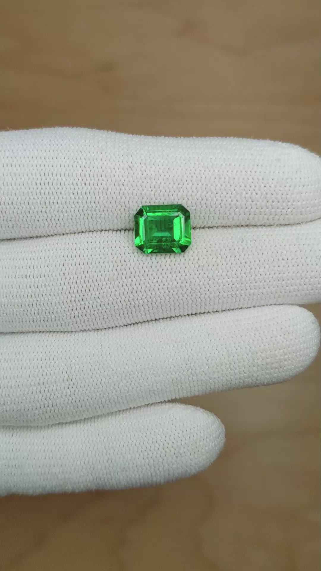 2.29 Ct. Emerald from Colombia Size Video