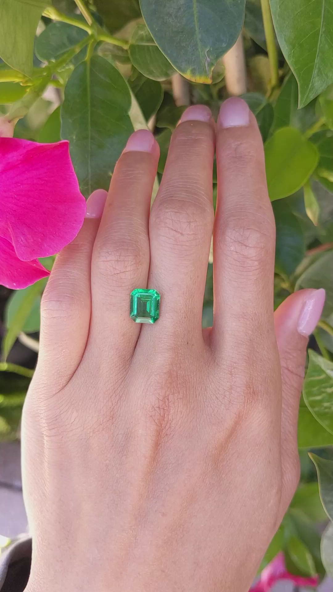 2.29 Ct. Emerald from Colombia Size Video