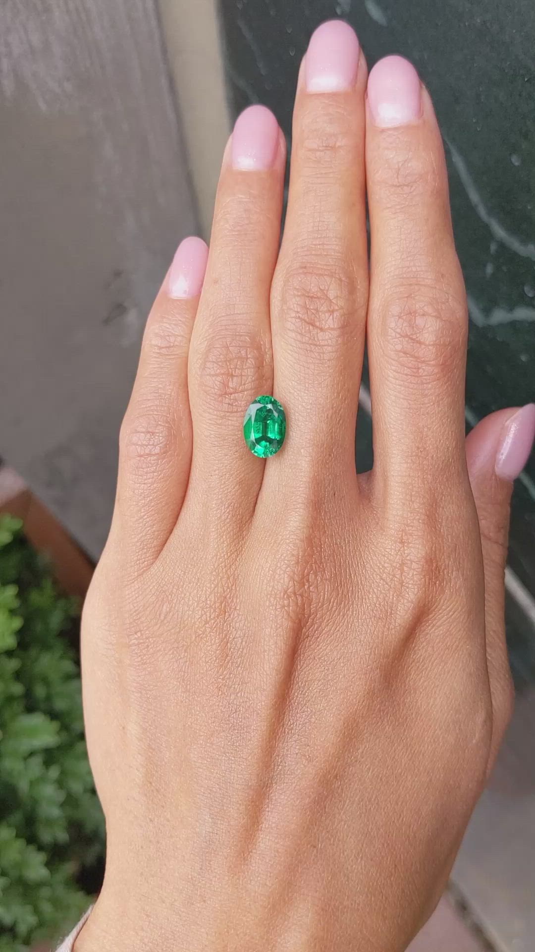 2.53 Ct. Emerald from Zambia Size Video
