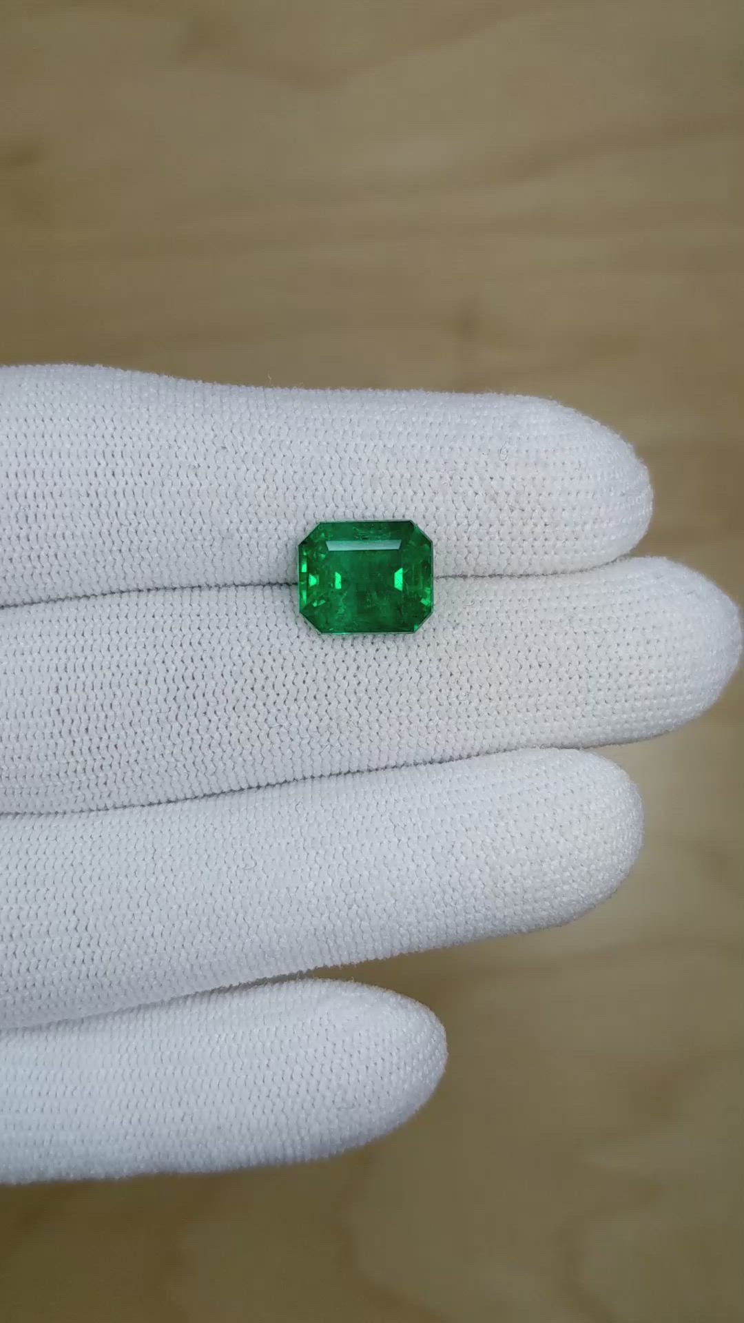 3.49 Ct. Emerald from Colombia Size Video
