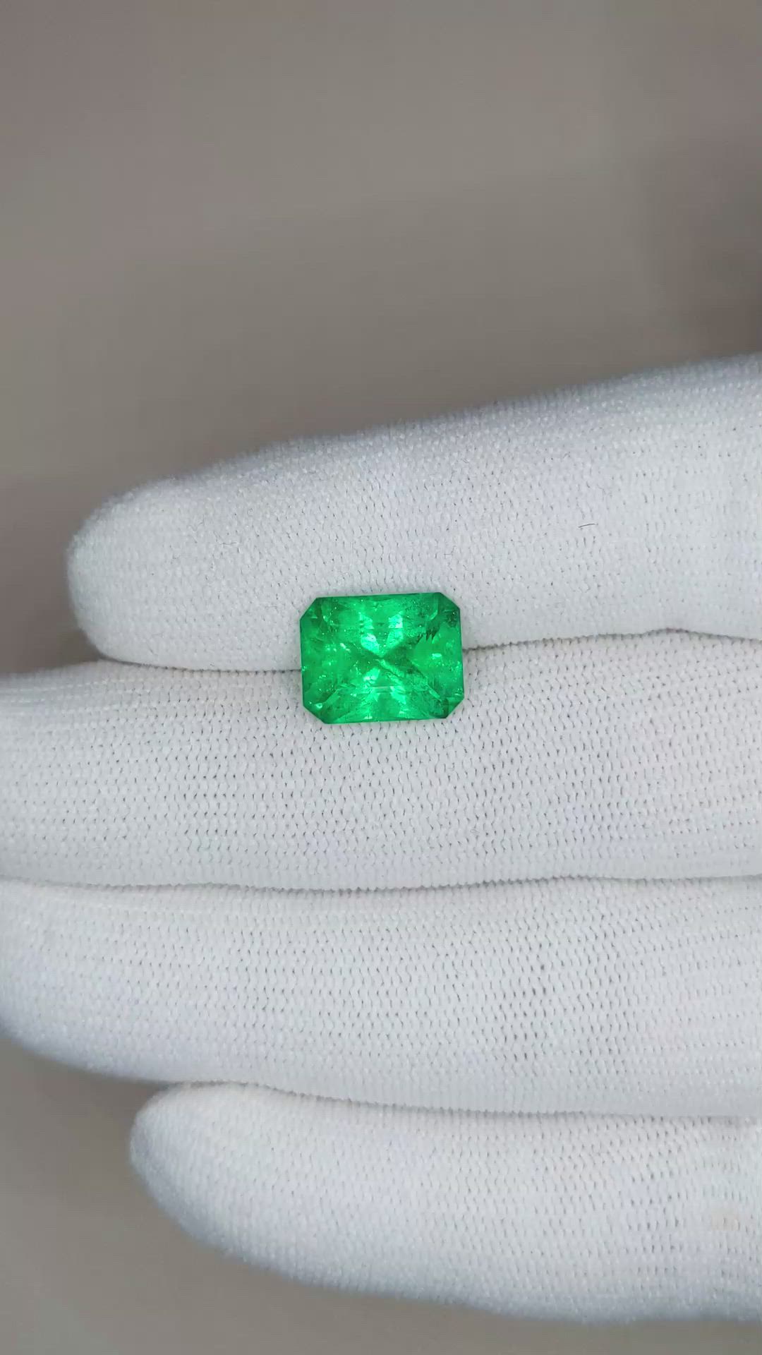 3.92 Ct. Emerald from Zambia Size Video