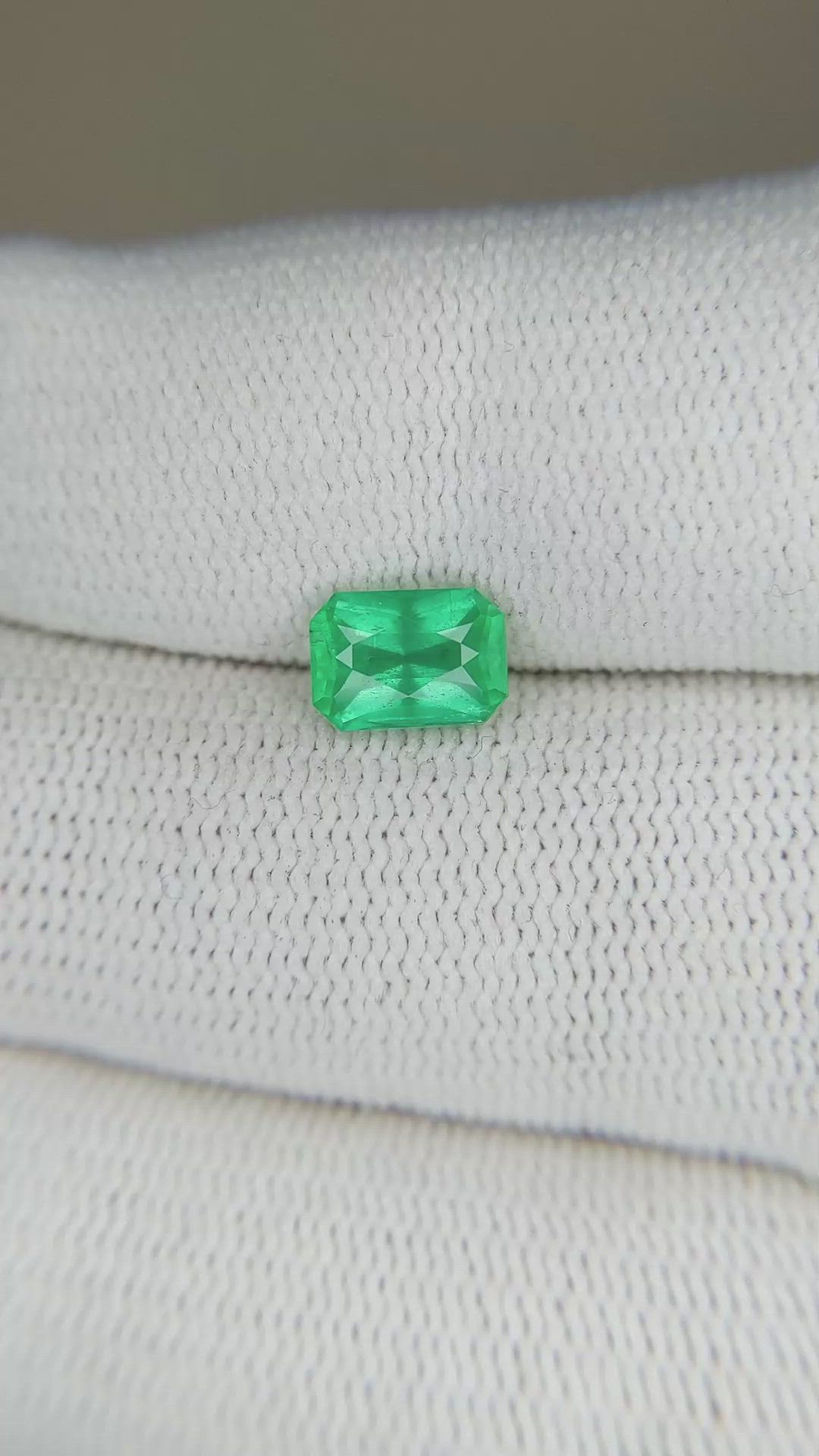 1.01 Ct. Emerald from Zambia Size Video