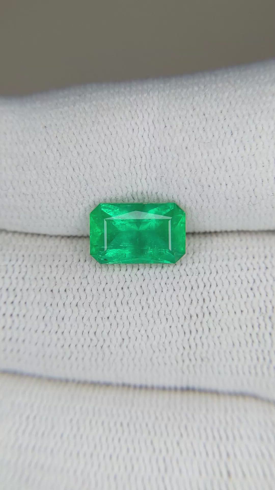 2.38 Ct. Emerald from Zambia Size Video