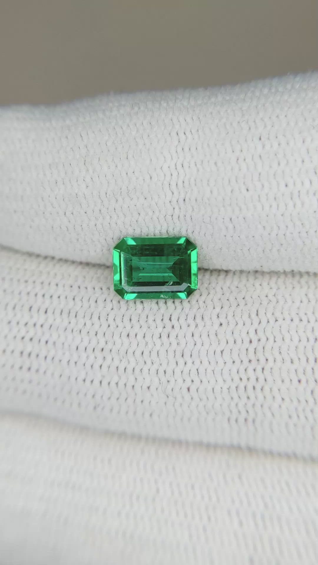 1.18 Ct. Emerald from Zambia Size Video