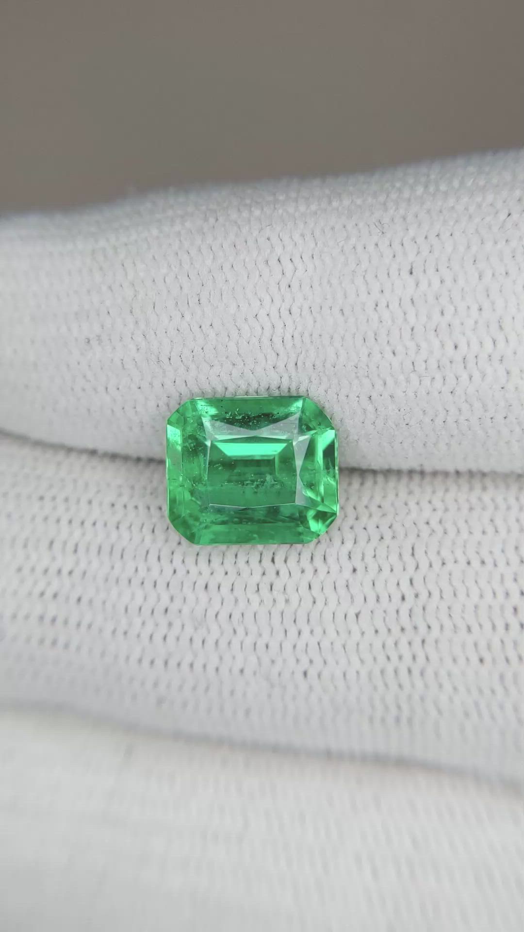 2.76 Ct. Emerald from Zambia Size Video