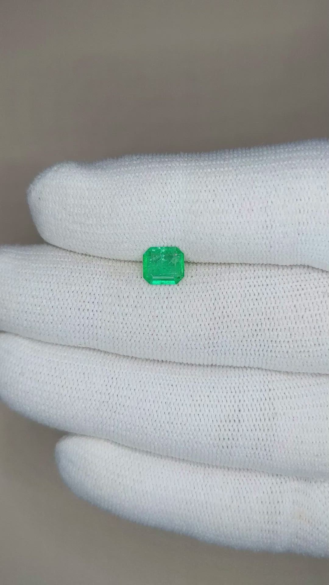 0.60 Ct. Emerald from Zambia Size Video