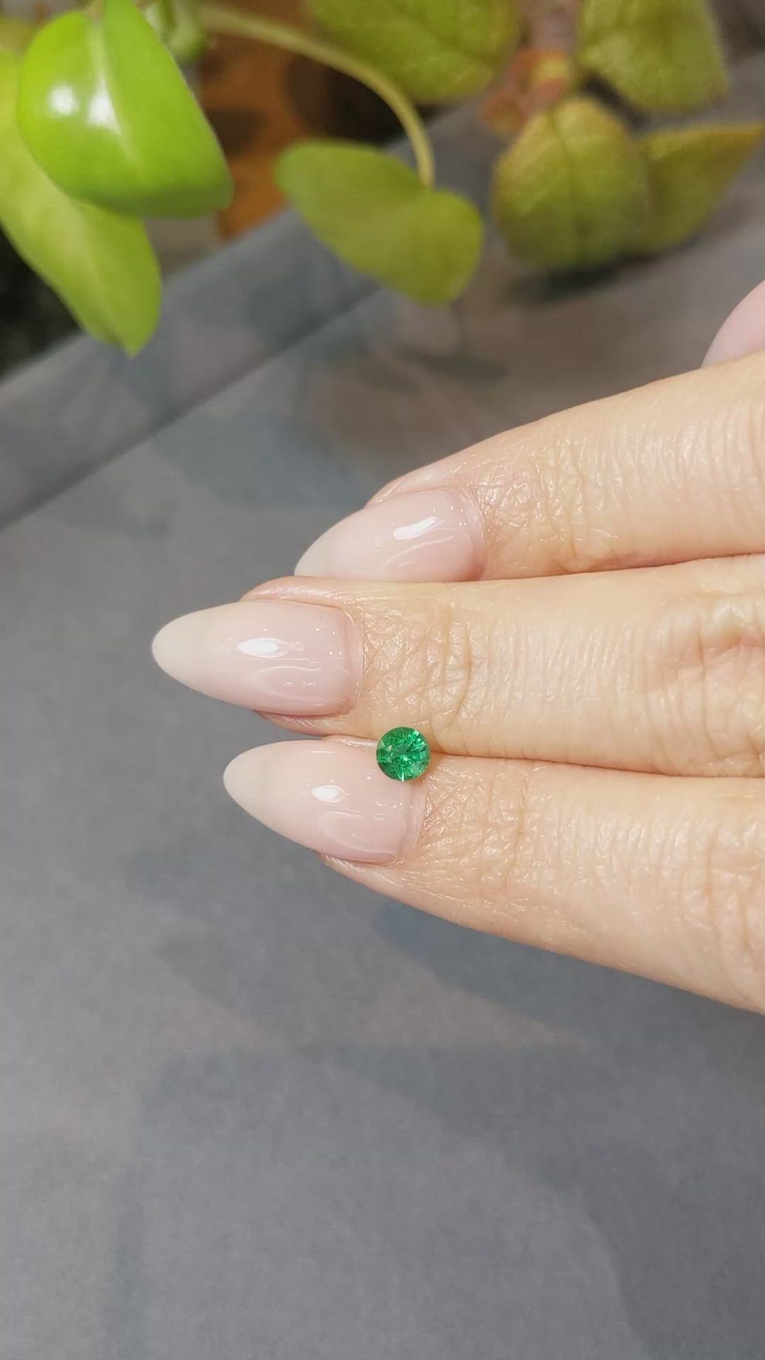 0.35 Ct. Emerald from Zambia Size Video