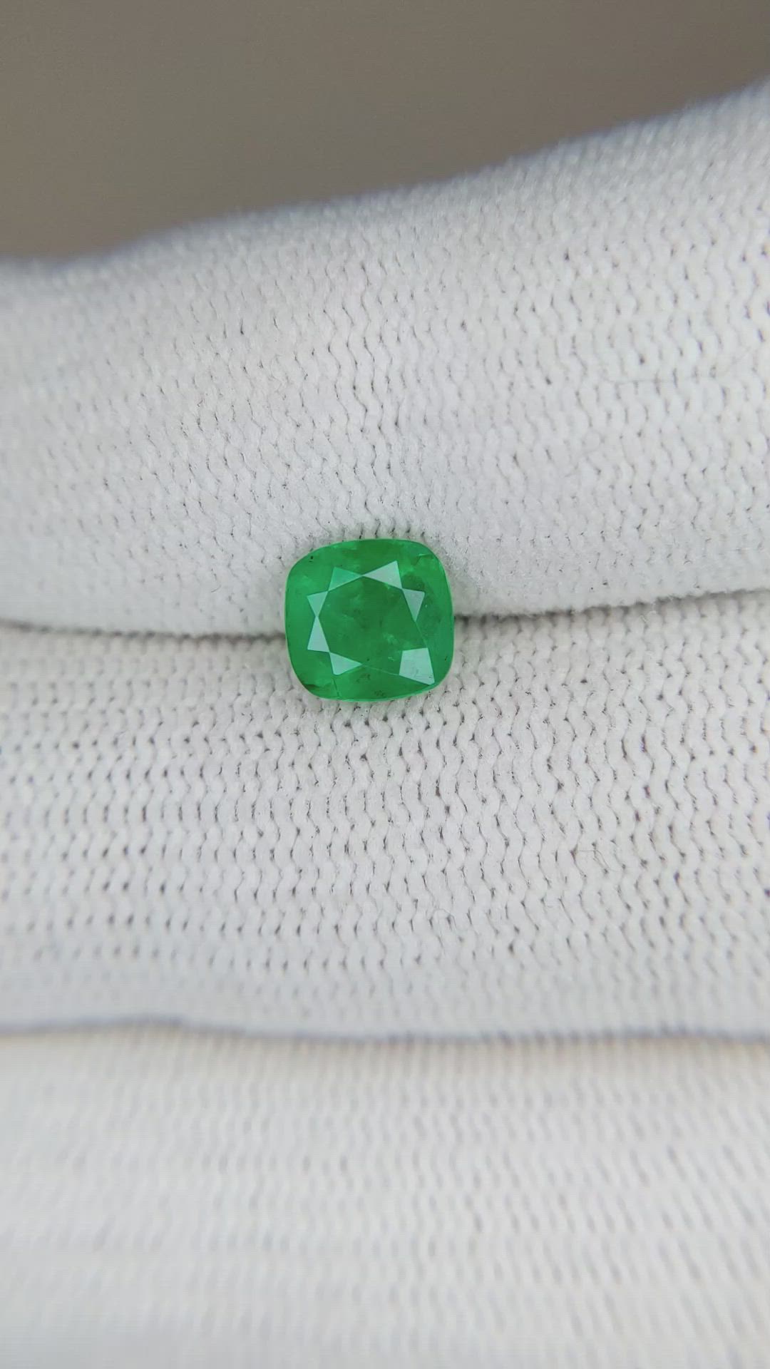 1.21 Ct. Emerald from Zambia Size Video