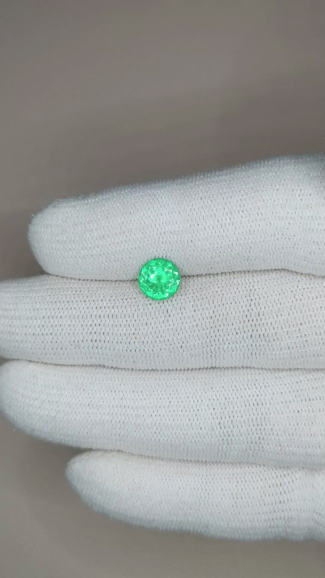 1.23 Ct. Emerald from Zambia Size Video
