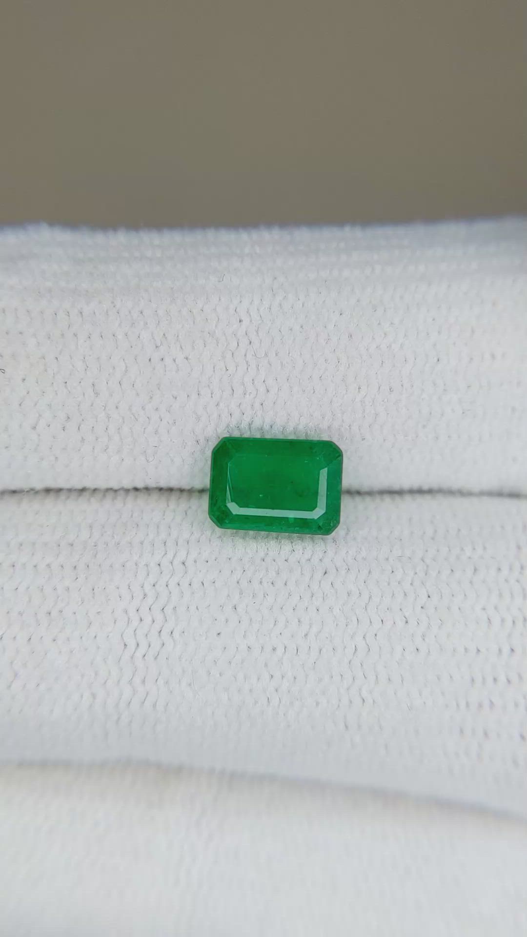 0.98 Ct. Emerald from Afghanistan Size Video