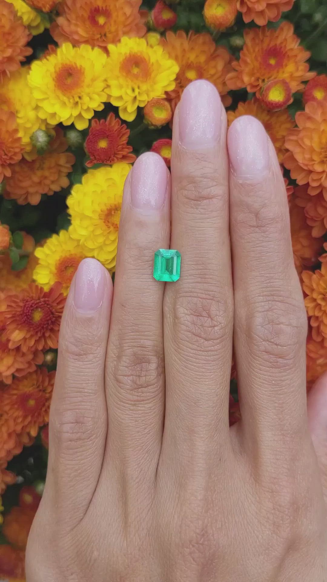 1.07 Ct. Emerald from Colombia Size Video