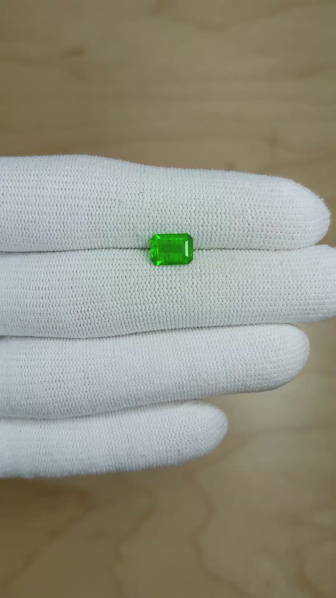 1.21 Ct. Emerald from Colombia Size Video